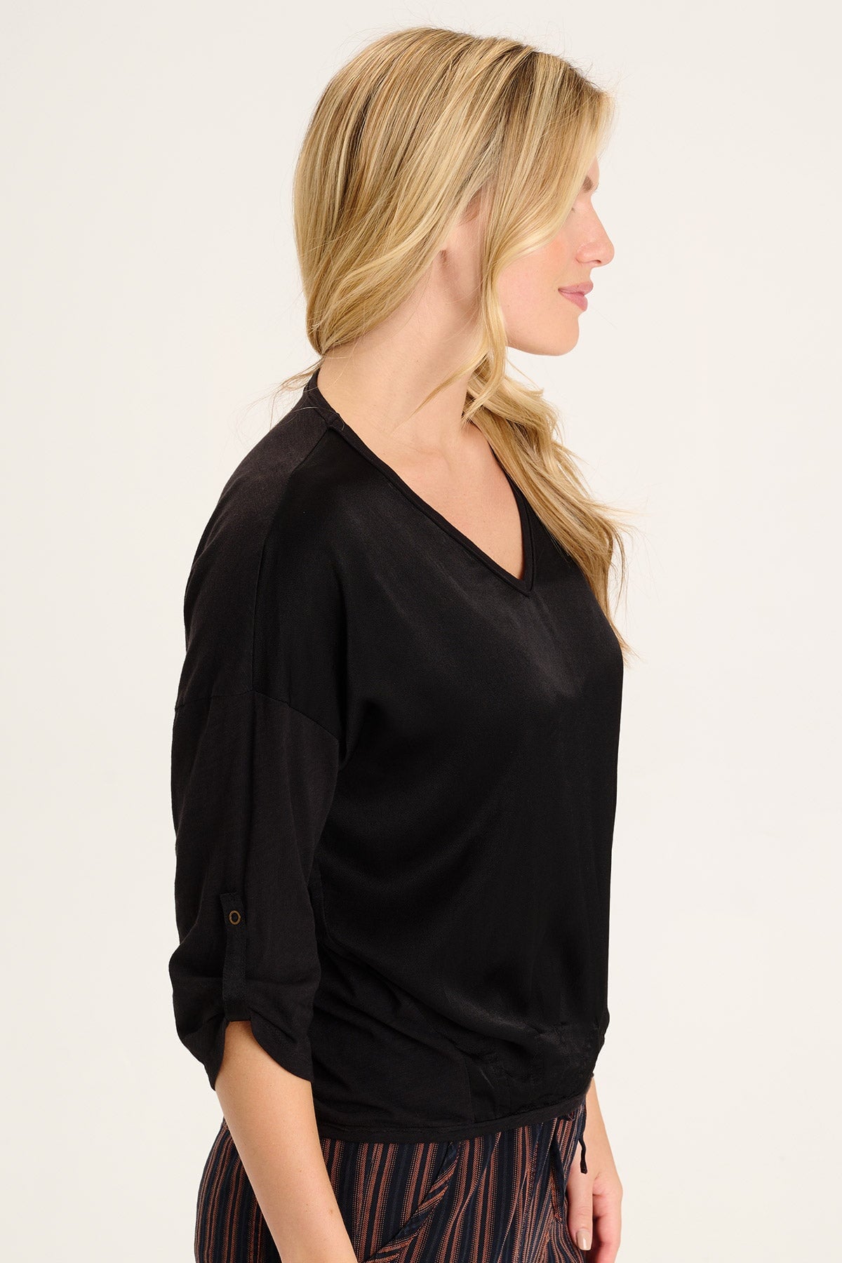 Vandiver Women's Black Top - Stylish & Comfortable Blouse for Casual Wear, Office & Night Out