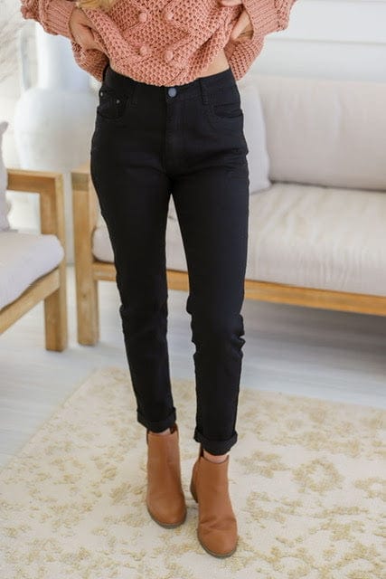 Country Denim Australia Mom Relaxed Jeans for Women - Classic Black High Waist Comfortable Stretch Denim Pants | Perfect for Casual Wear, Weekend Outings & Everyday Comfort