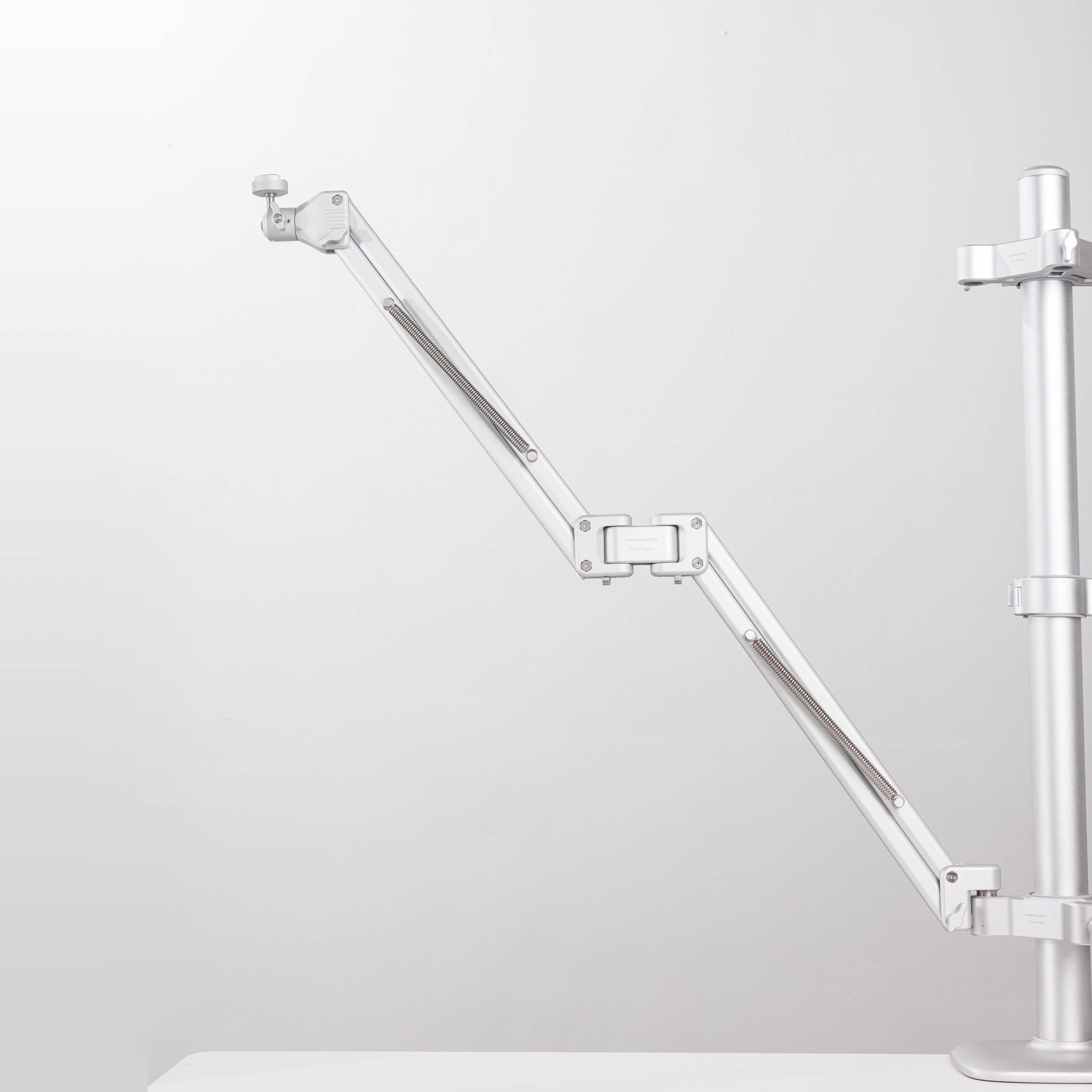 GEARTREE 2746 Adjustable Microphone Boom Arm with Spring Suspension - Perfect for Podcasting, Streaming & Home Studio Recording
