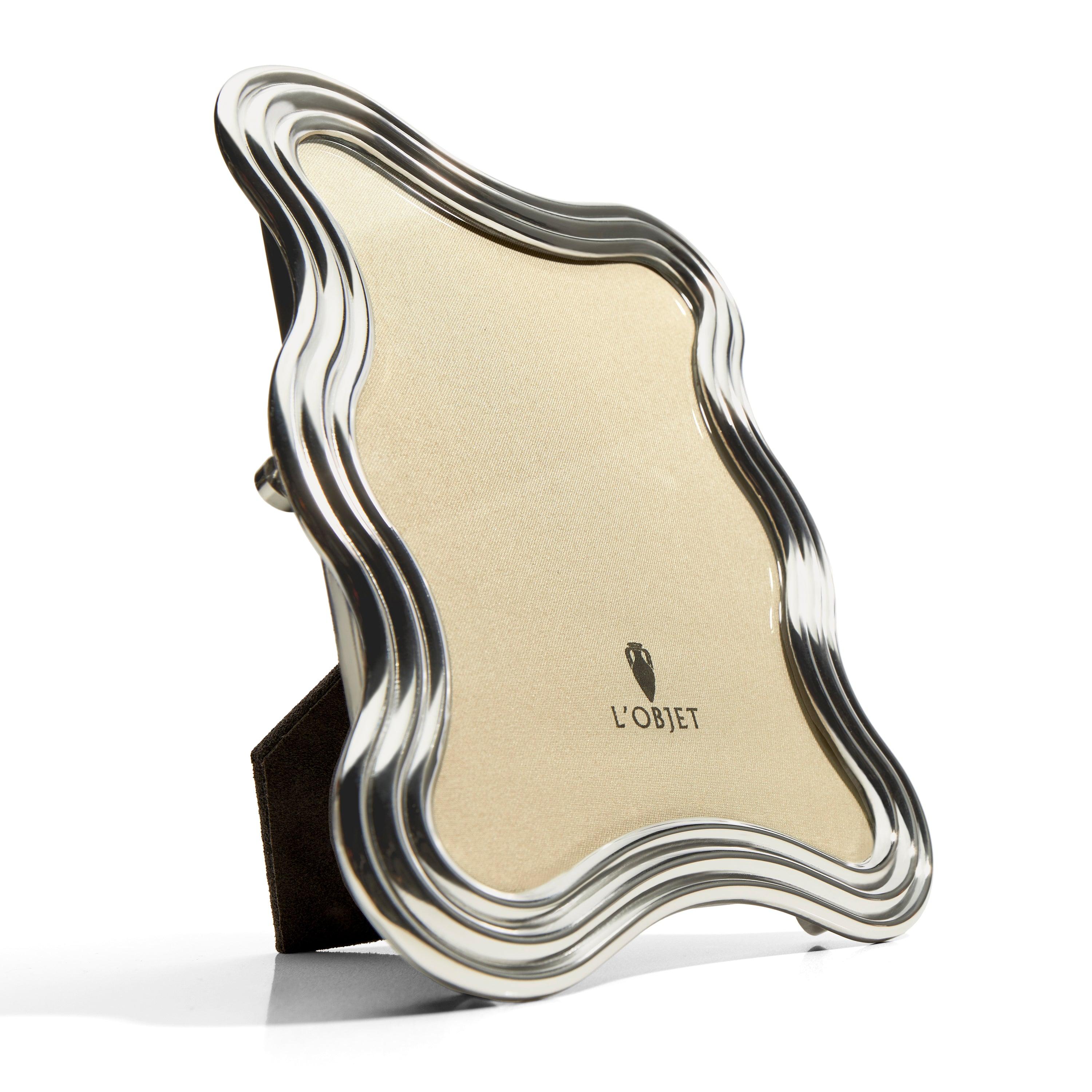 Ripple Frame Platinum 4x6 - Elegant Photo Display for Home Decor, Office, and Gift Giving