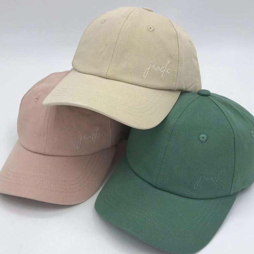 Stylish Snapback Hat for Men & Women - Adjustable Flat Bill Baseball Cap - Perfect for Sports, Casual Wear & Outdoor Activities