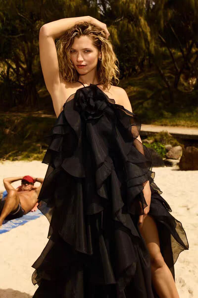 Elegant Black Halterneck Flounced Maxi Dress for Women - Perfect for Summer Beach Parties, Weddings & Evening Events