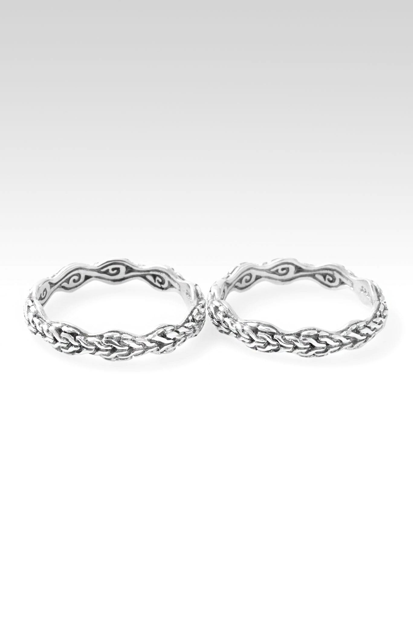 Elegant Chainlink Ring Set of 2 - Sterling Silver Stackable Rings for Women - Perfect for Everyday Wear, Layering & Gift Giving
