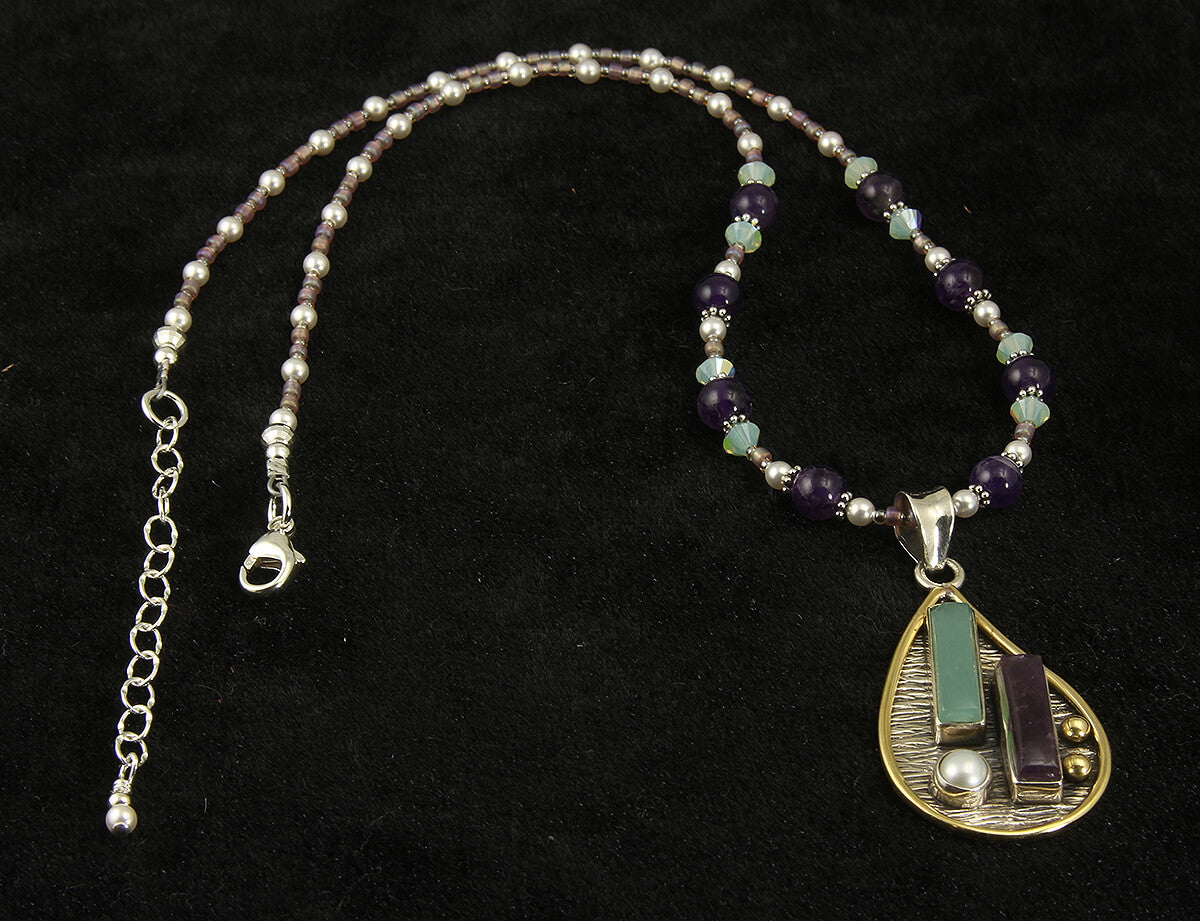 Amethyst Gemstone Pearl Two-Toned Necklace for Women - Elegant Purple & White Jewelry for Gifts, Parties & Special Occasions
