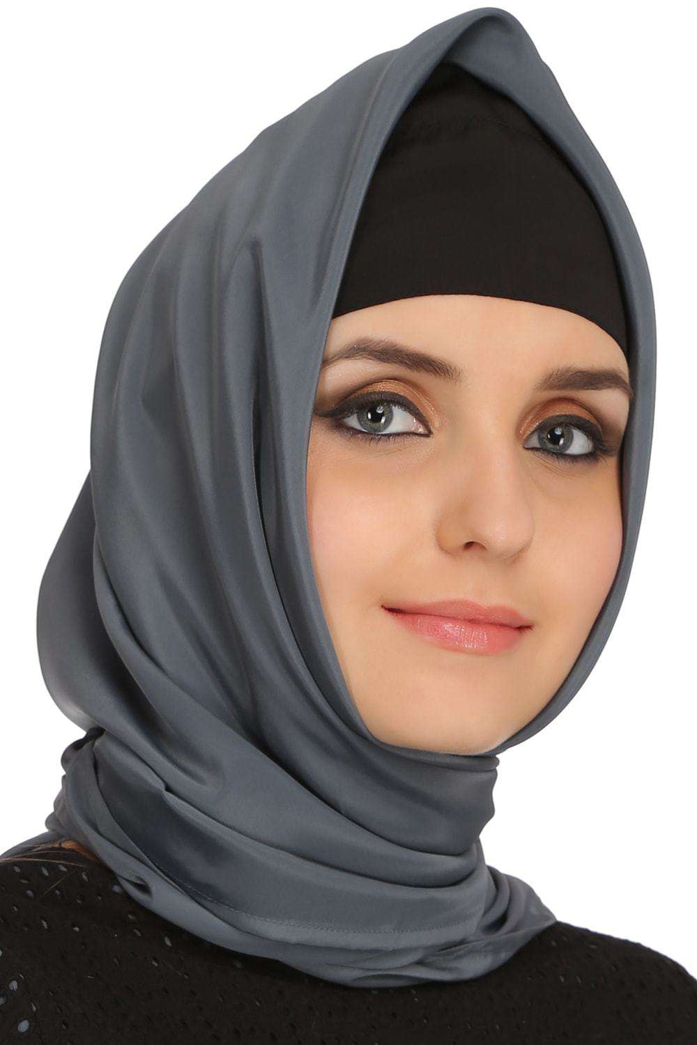 Elegant Black & Grey Schiffli Crepe Abaya Dress for Women - Modest Islamic Prayer Dress for Mosque & Special Occasions