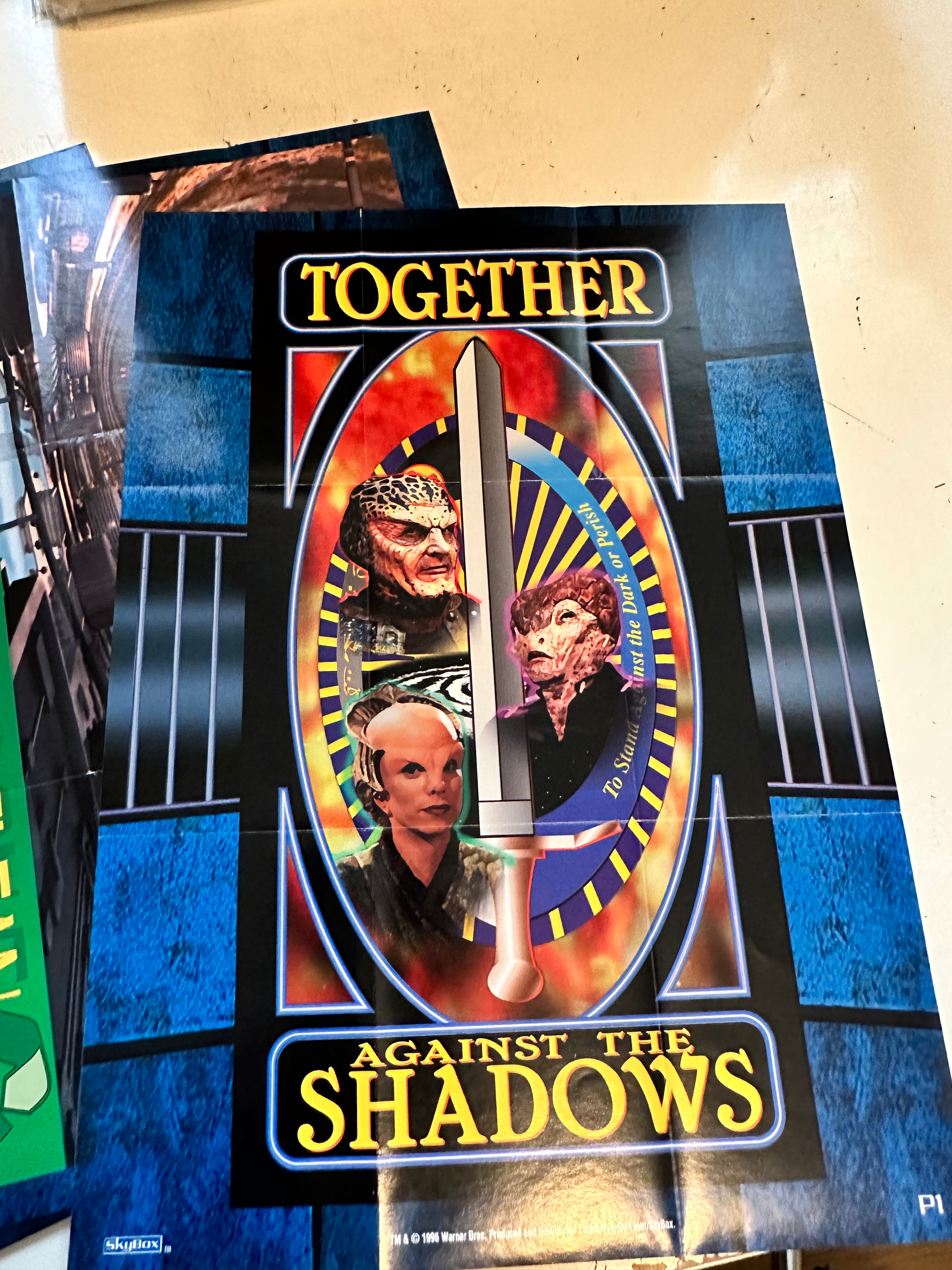 Babylon 5 Rare 10 Mini Posters Chase Insert Set 1996 - Collectible Sci-Fi Memorabilia for Fans & Home Decor
