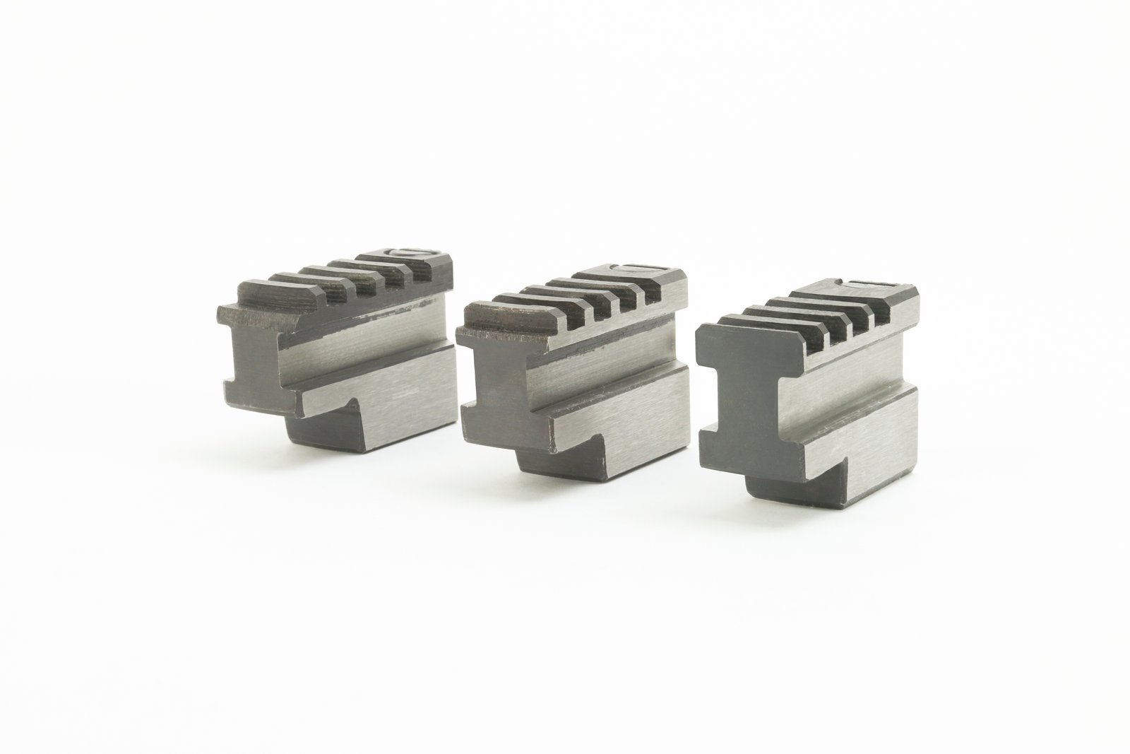 Steel Dragon Tools 1215 Chuck Jaws & Inserts for Pipe Threading Machine - Replacement Parts for Plumbing & Pipe Fitting - Perfect for Professional Plumbers & DIY Home Repairs