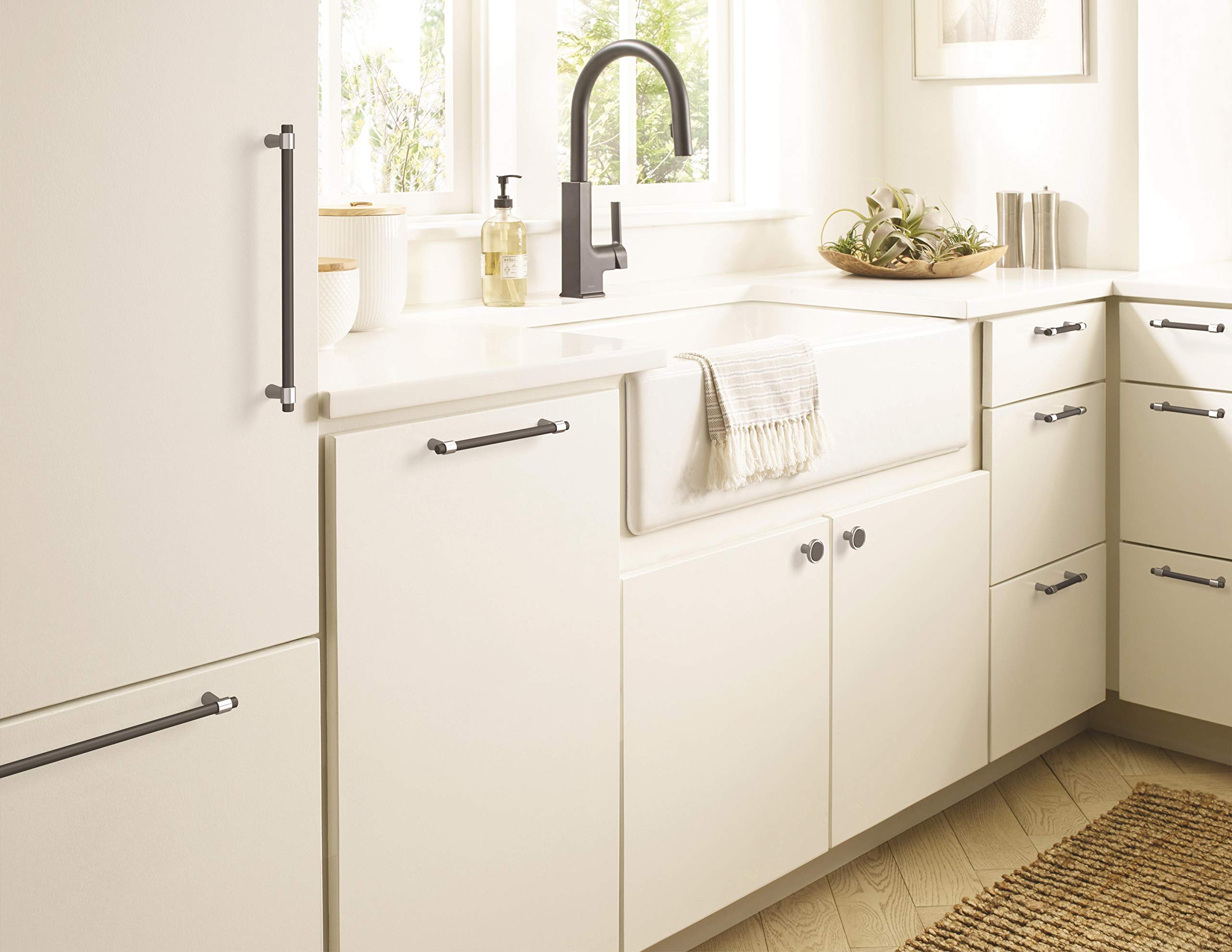 Amerock Mergence 3-3/4 inch (96mm) Center-to-Center Cabinet Pulls - Polished Chrome & Matte Black Drawer Handles (1 Pack) - Perfect for Kitchen Cabinets, Bathroom Vanities & Furniture Hardware