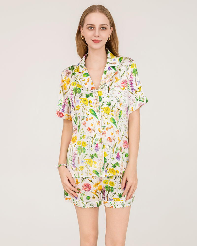 Luxury Floral Print Silk Pajamas for Women - Soft & Comfortable Sleepwear for Nighttime Relaxation & Elegant Lounging