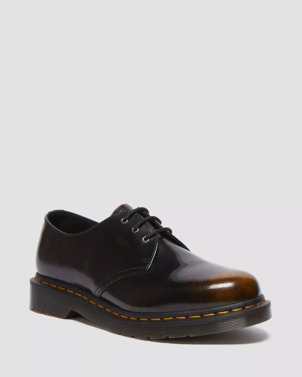 Dr. Martens 1461 Brush Off Oxford Shoes - Classic 3-Eye Lace-Up Leather Shoes for Men & Women - Perfect for Work, Casual & Street Style Outfits