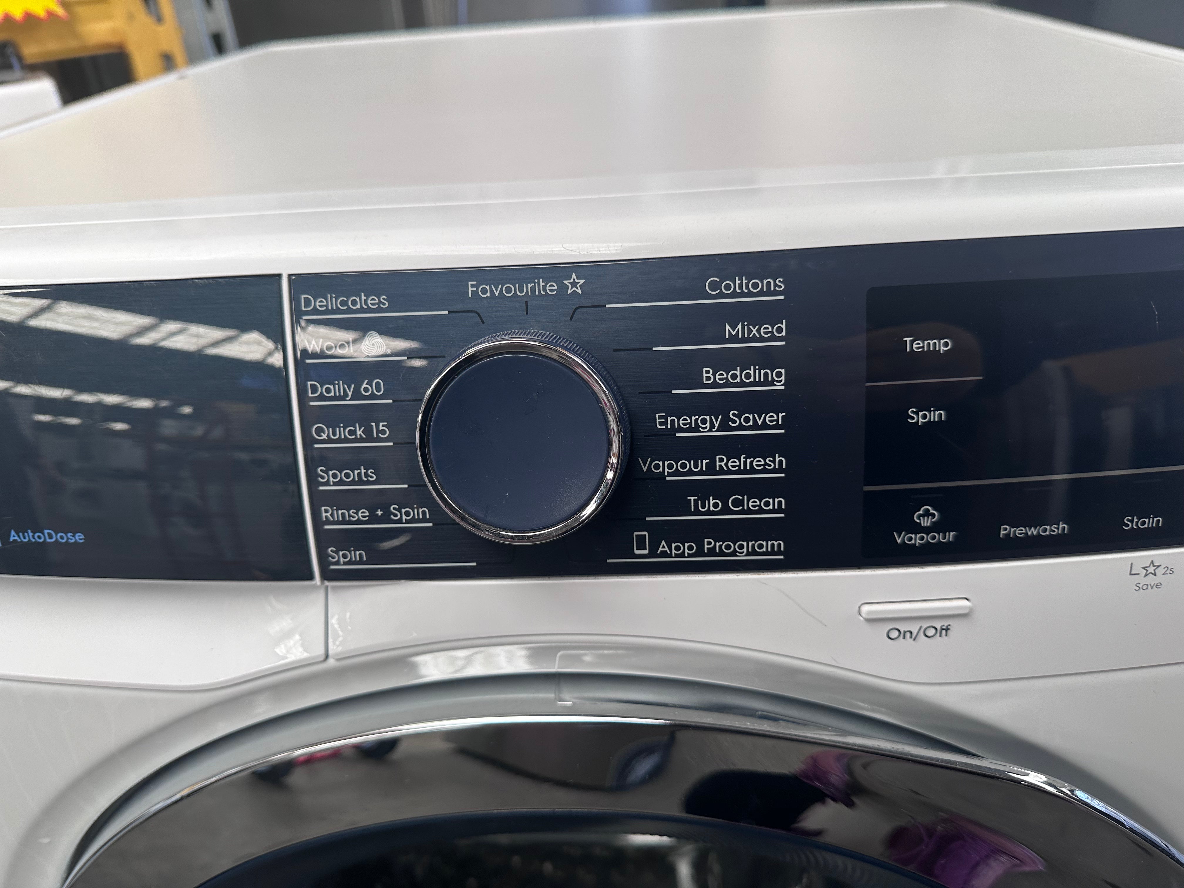 Electrolux 10kg Front Load Washing Machine with AutoDose Technology - Certified Refurbished | Perfect for Apartments & Small Laundry Rooms | Energy Efficient & Quiet Operation