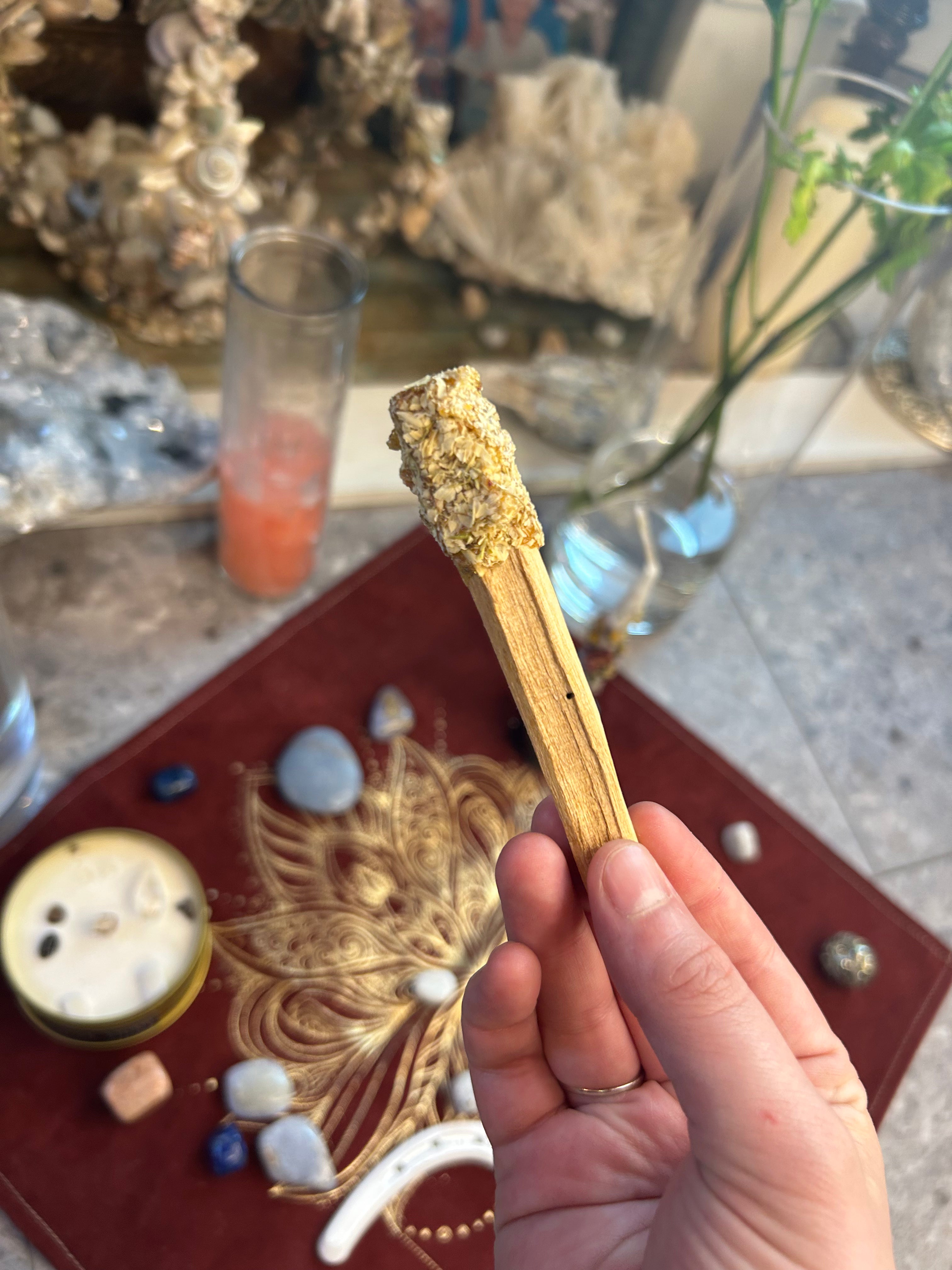 Premium Jasmine Copal Dipped Palo Santo Sticks - Natural Incense for Meditation, Yoga & Spiritual Cleansing - Aromatherapy & Home Blessing Ceremony Use