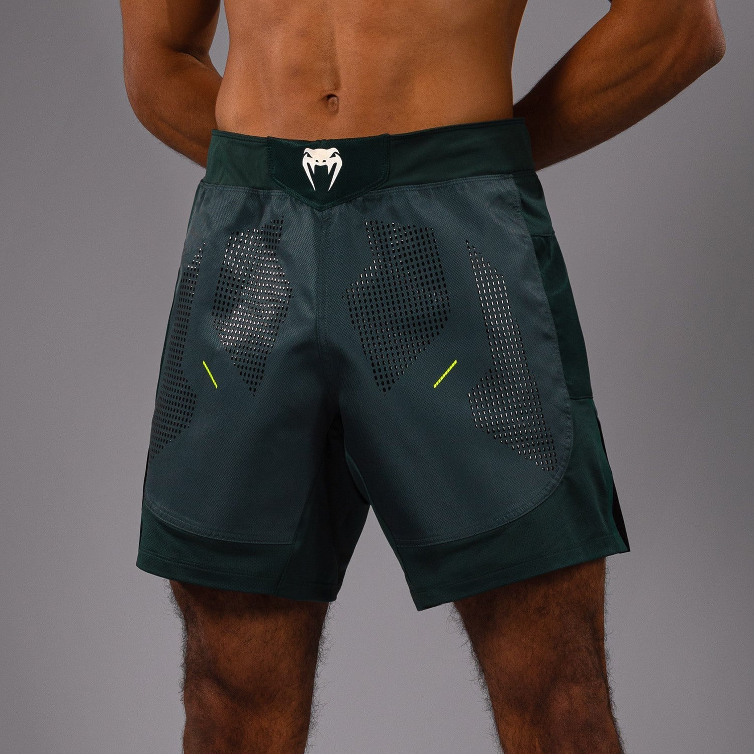 Venum Technical 3.0 MMA Fight Shorts - Breathable & Lightweight Training Shorts for Men - Forest Green - Perfect for MMA, BJJ, Muay Thai & Combat Sports Training