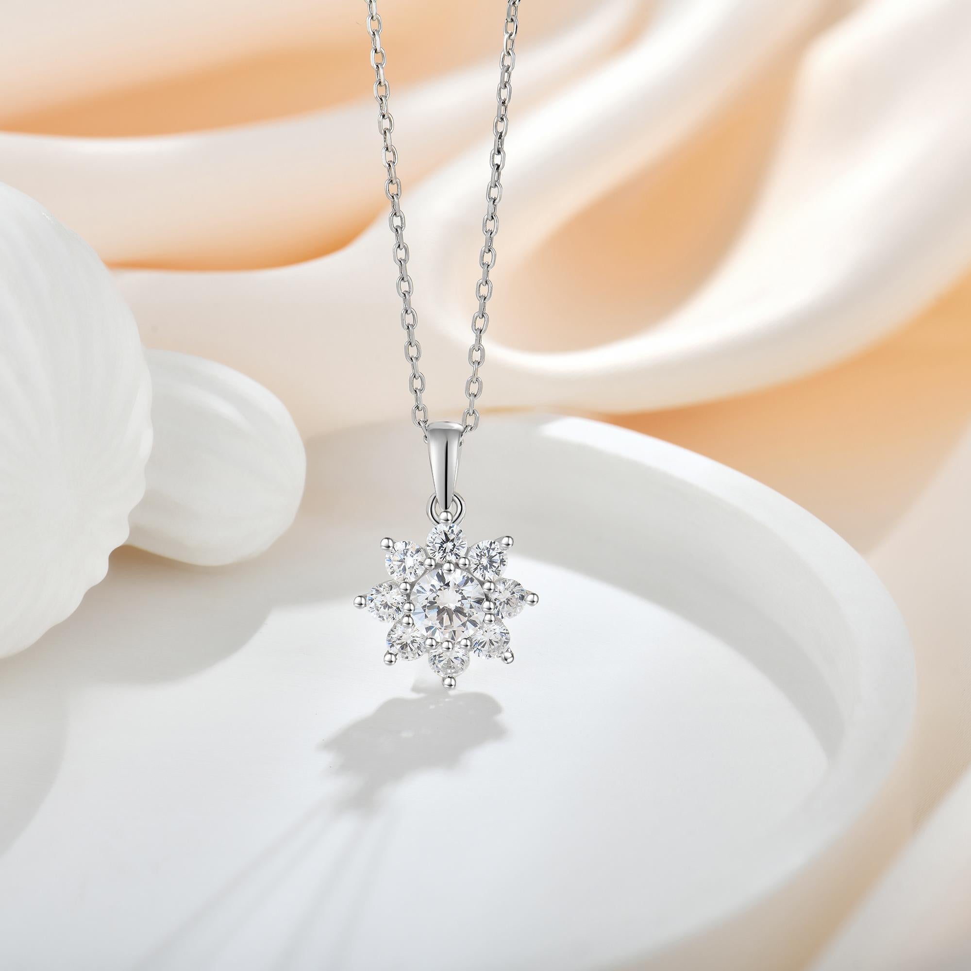 Sparkling Sunflower Pendant Necklace for Women - 14K Gold Plated Floral Jewelry Gift for Mom, Wife, Girlfriend - Perfect for Weddings, Anniversaries & Everyday Wear