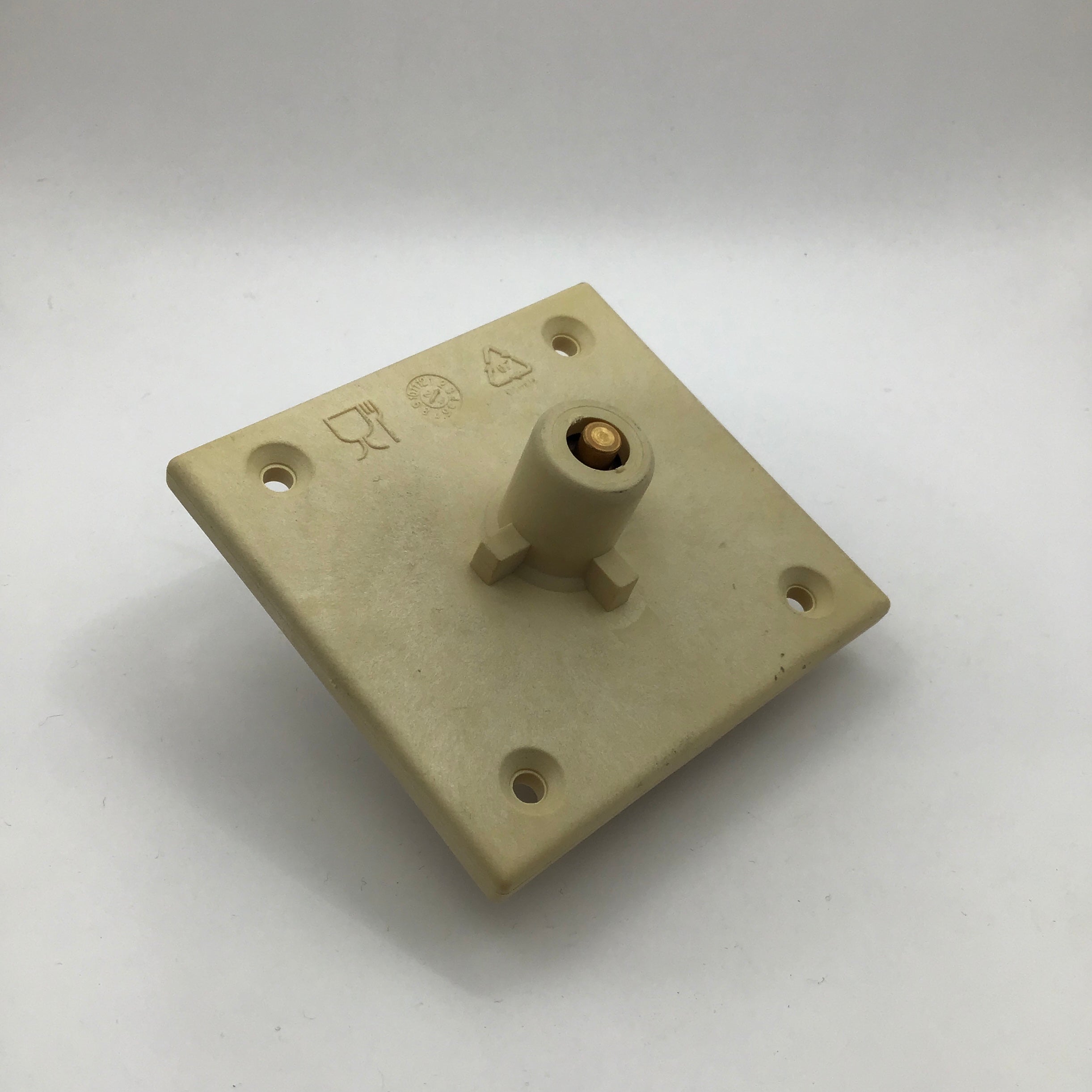 Quick Mill M58 V2 Water Reservoir Outlet - Premium Replacement Part for Espresso Machines | Perfect for Home Baristas & Coffee Shops | Use with Quick Mill Espresso Machines for Smooth Brewing