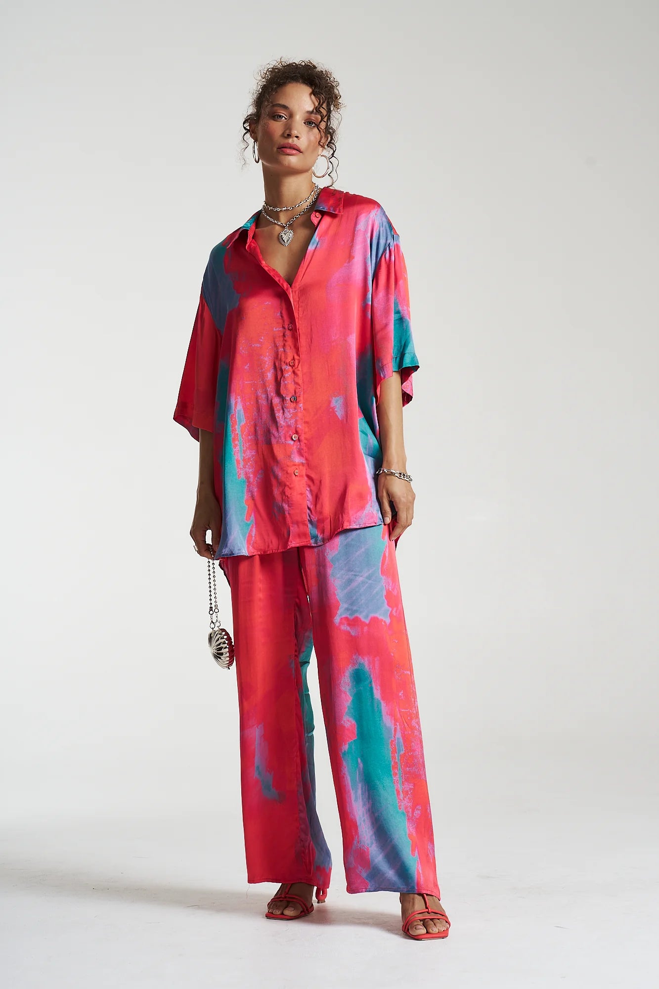 Verona Oversized T-Shirt for Women - Comfortable & Stylish Casual Wear for Everyday Outfits, Lounge, and Street Fashion
