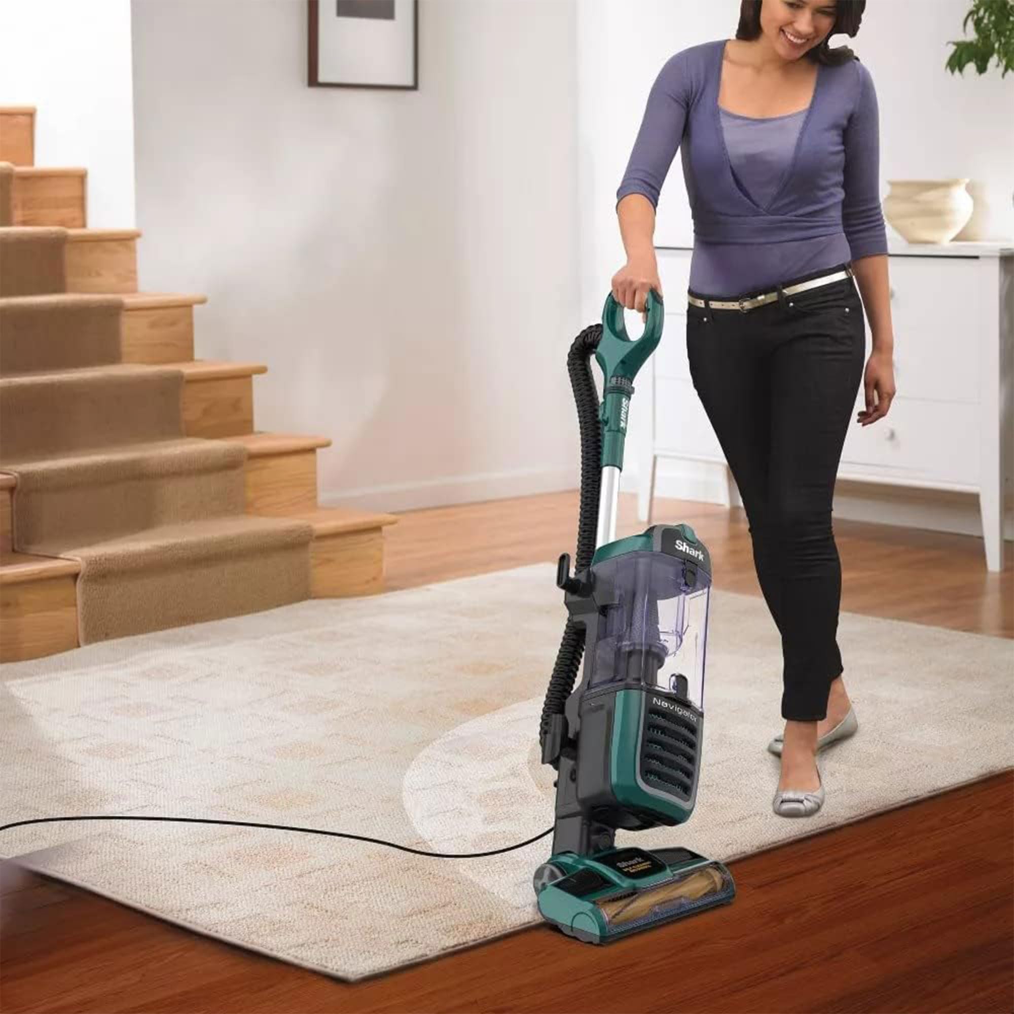 SHARK ZU51 Navigator Swivel Pro Pet Upright Vacuum Cleaner with Self-Cleaning Brushroll - Green (Renewed) | Powerful Pet Hair & Allergen Removal for Carpets & Hard Floors | Ideal for Homes with Pets & Allergy Sufferers