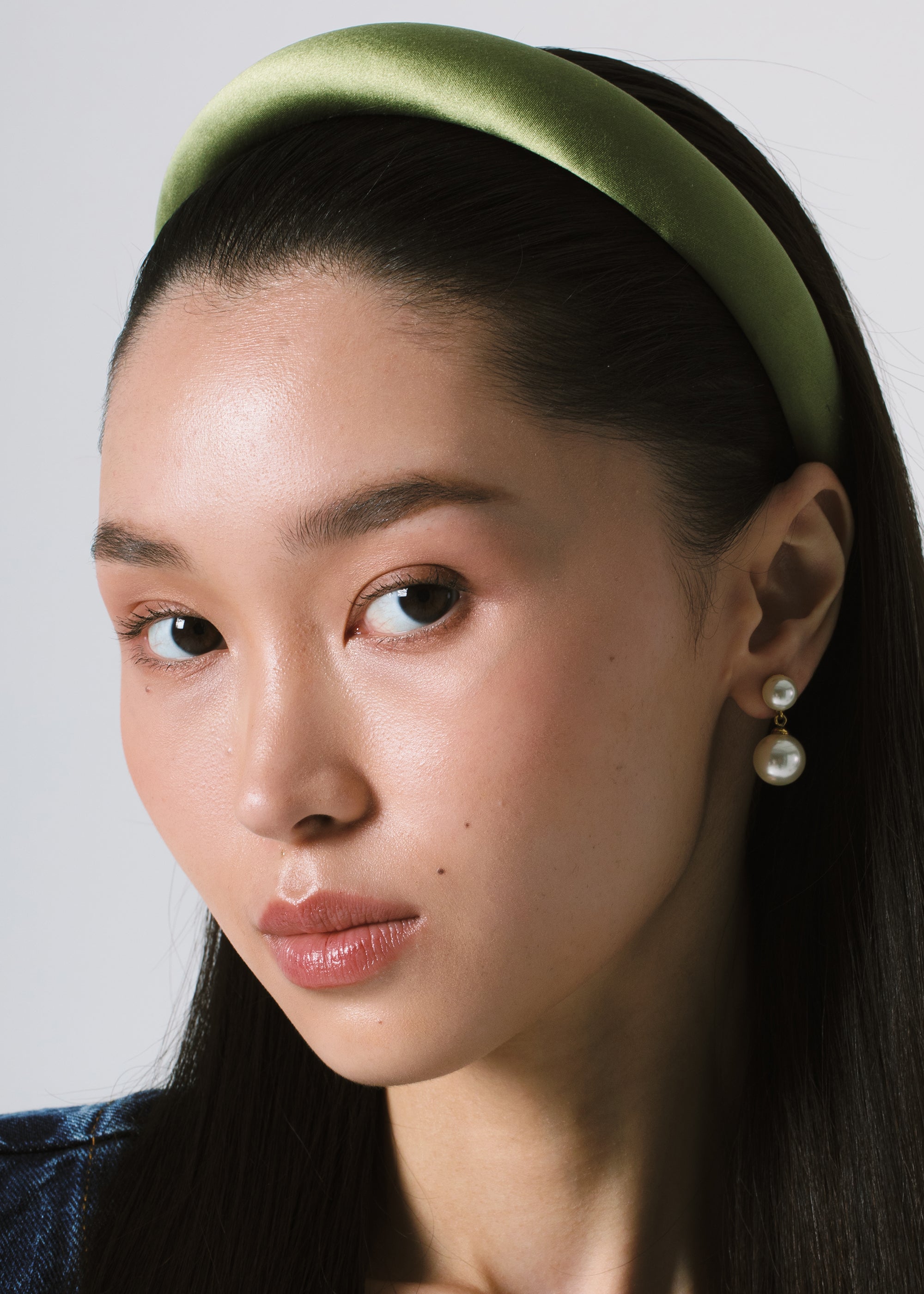 Elegant Olive Satin Headband for Women - Soft & Comfortable Hair Accessory for Everyday Wear, Work, and Special Occasions