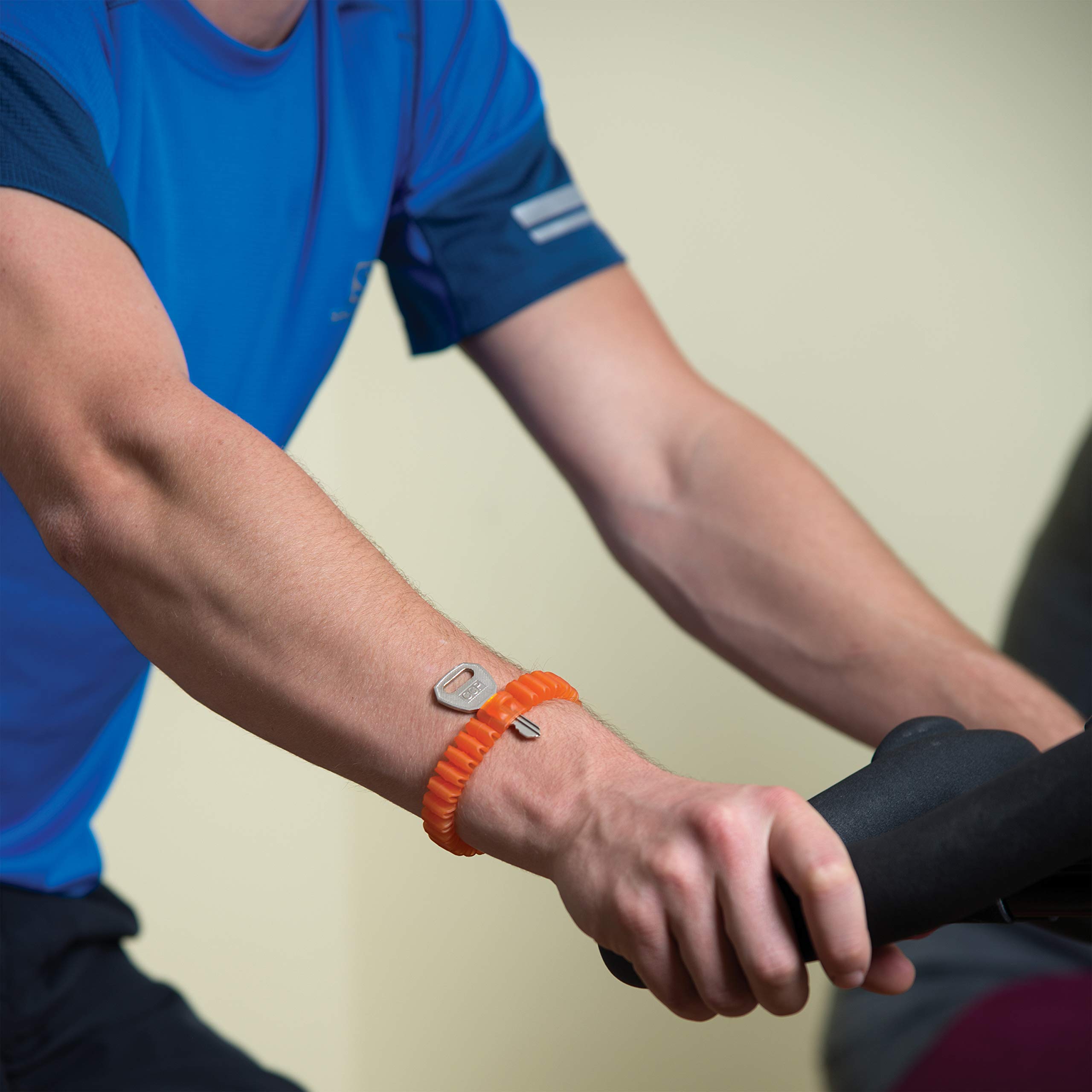 Nite Ize Key Band-It Stretch Wristband Keychain with S-Biner Clip - Orange | Secure Key Holder for Outdoor Activities, Running, Hiking & Travel