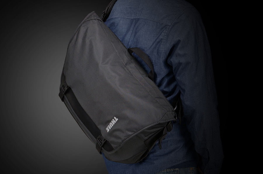 Thule Covert DSLR Camera Messenger Bag - Waterproof & Durable for Travel & Photography | Perfect for Hiking, Commuting & Urban Adventures