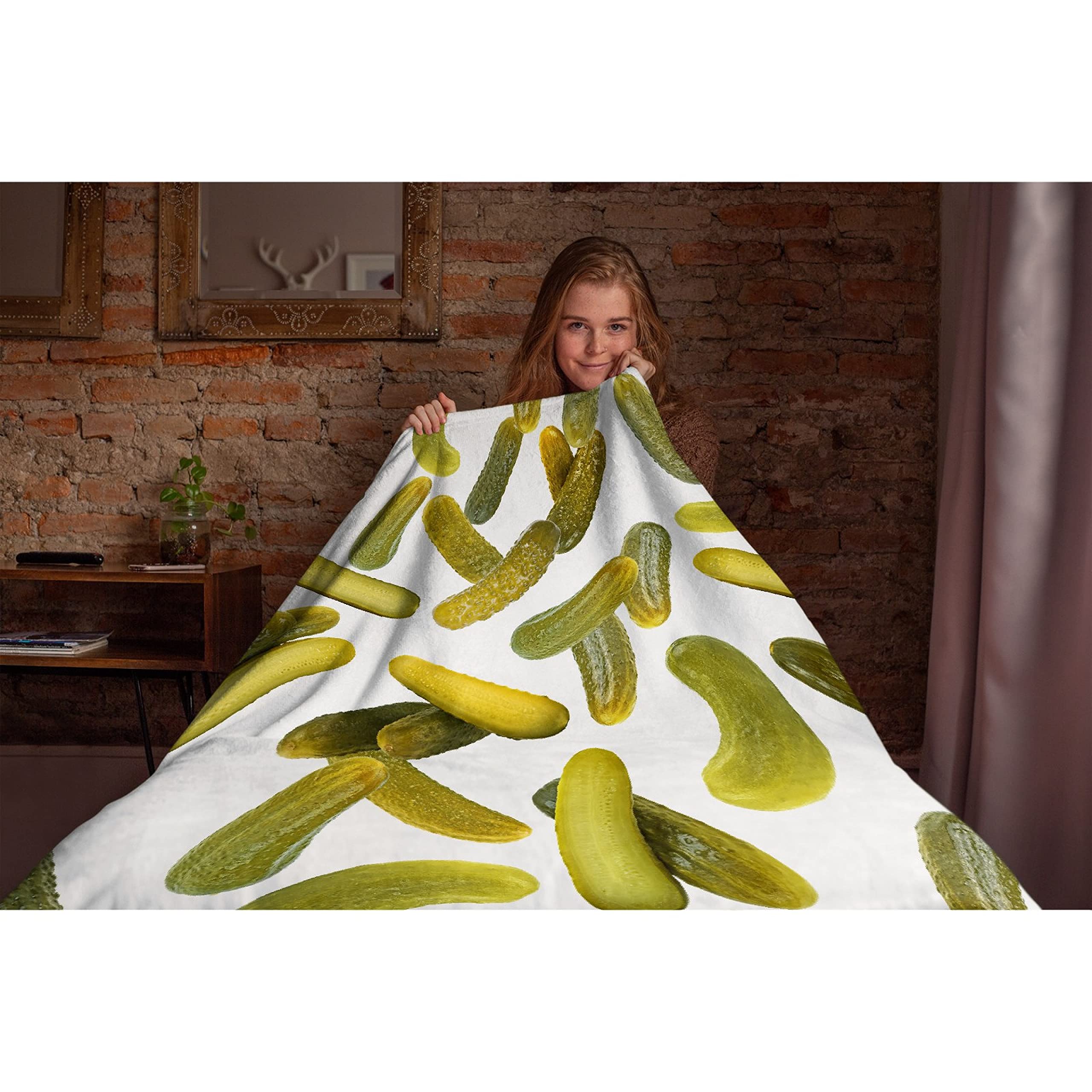 Briizy Dill Pickle Blanket - Funny Cucumber Print Flannel Throw for Women, Men & Kids - Ultra Soft 90