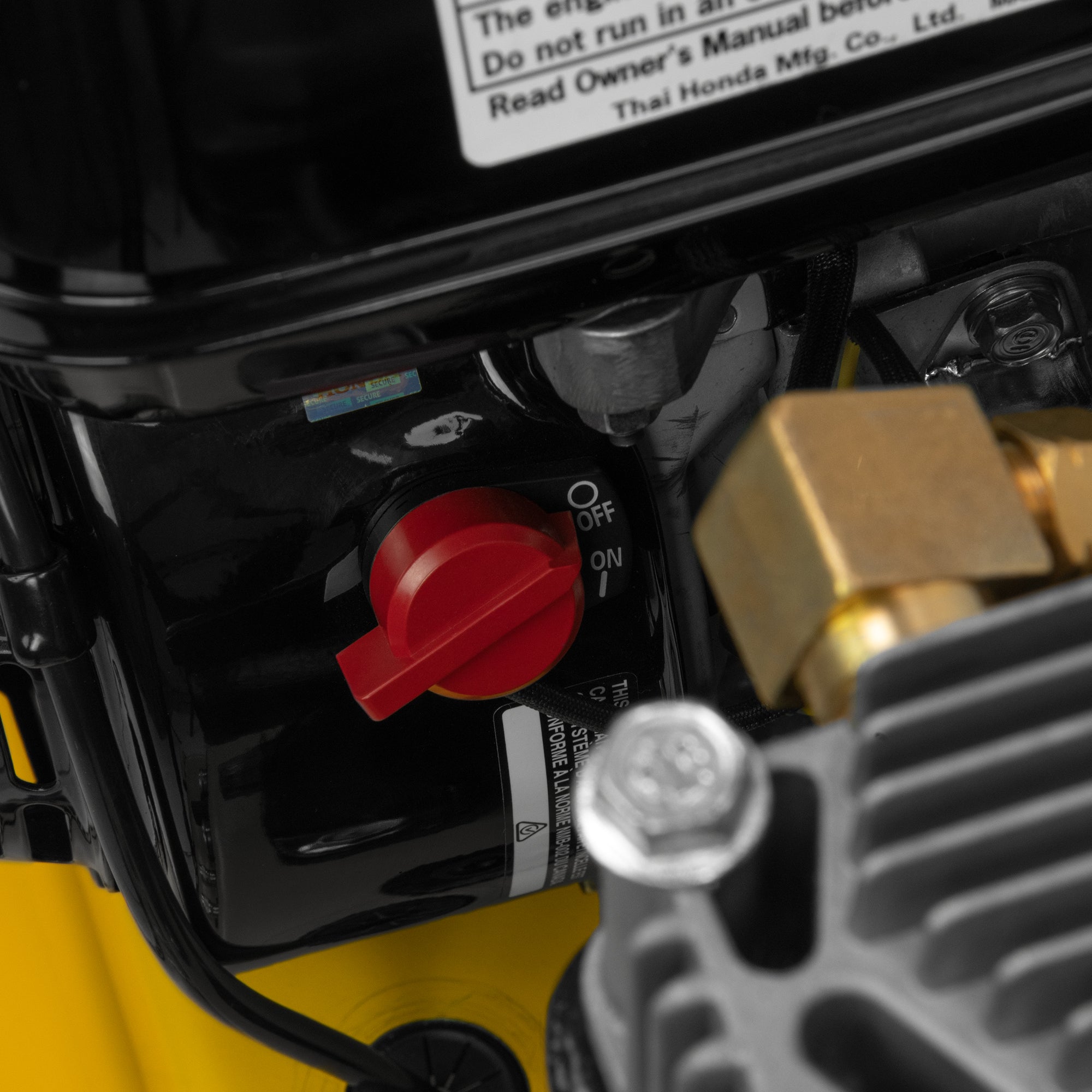 DeWALT DXCM081 8-Gallon Wheelbarrow Air Compressor with Honda GX160 Gas Engine - 175 PSI for Construction Sites, Landscaping & DIY Projects