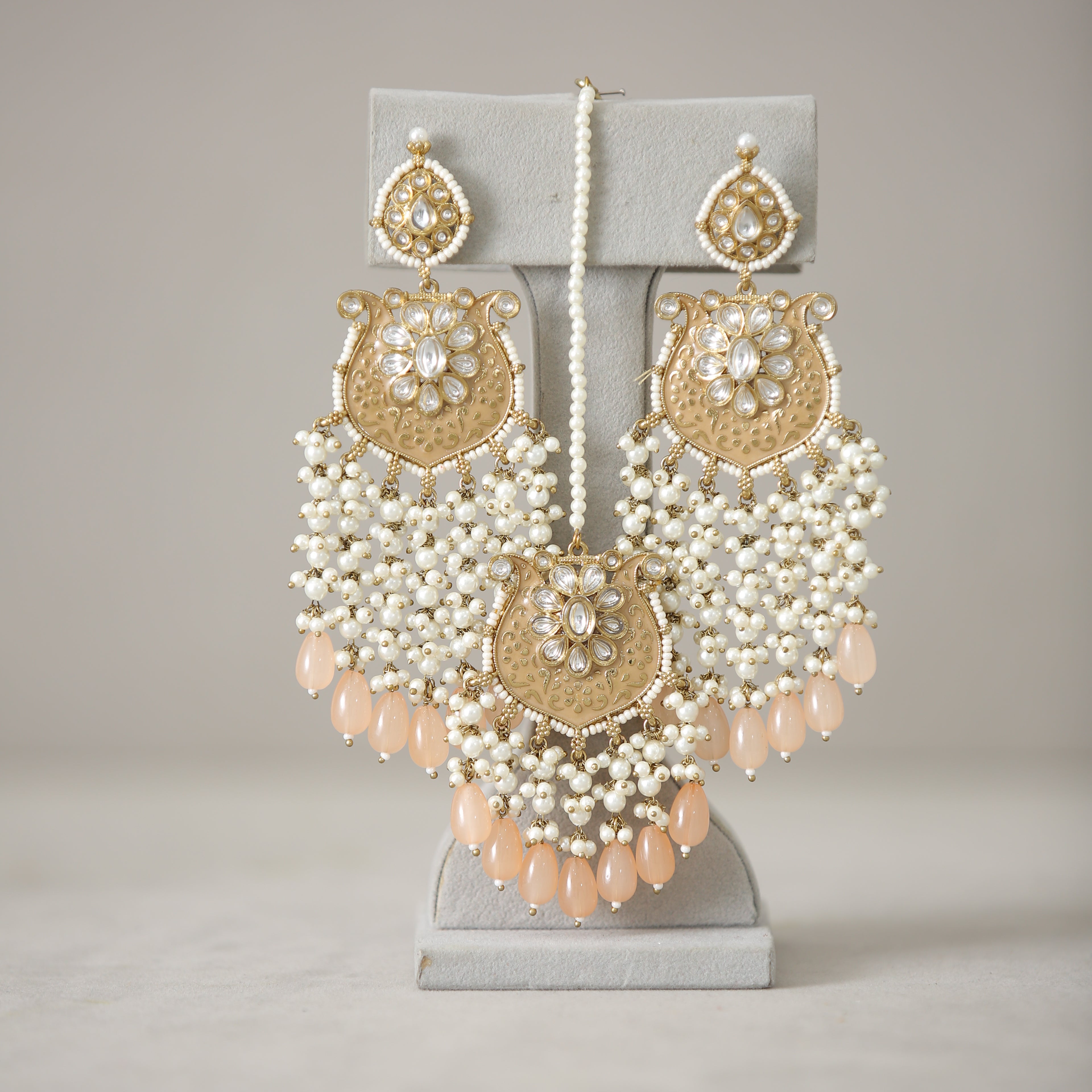 Anaisha Kundan Earrings With Tikka | Indian Bridal Jewelry Set | Traditional Wedding Accessories for Women | Perfect for Bridal, Festive & Special Occasions