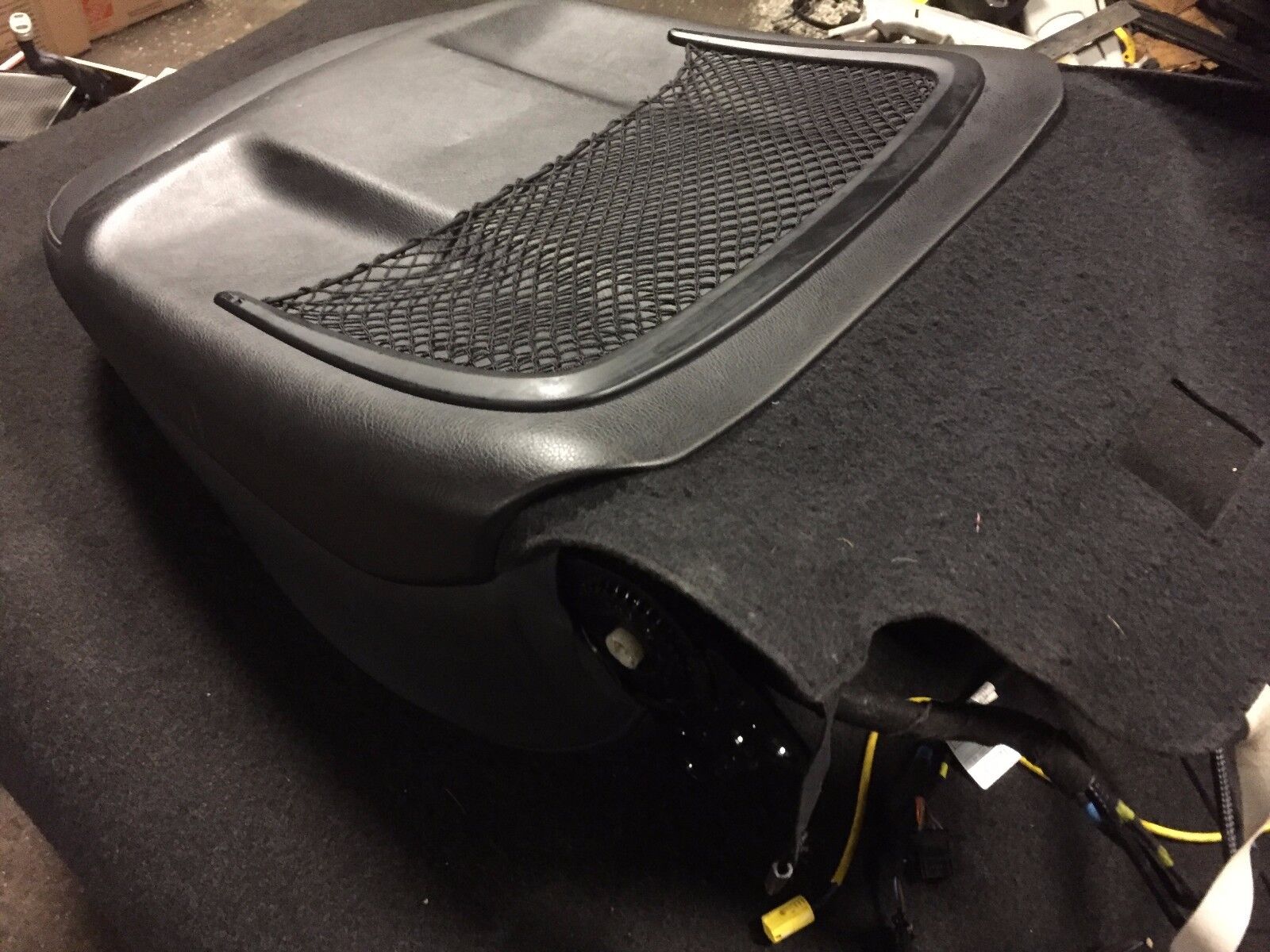 2005-2008 Audi A6 C6 Front Right Passenger Seat Upper Cushion Replacement - OEM Quality Car Seat Cover for Comfort & Luxury Driving Experience