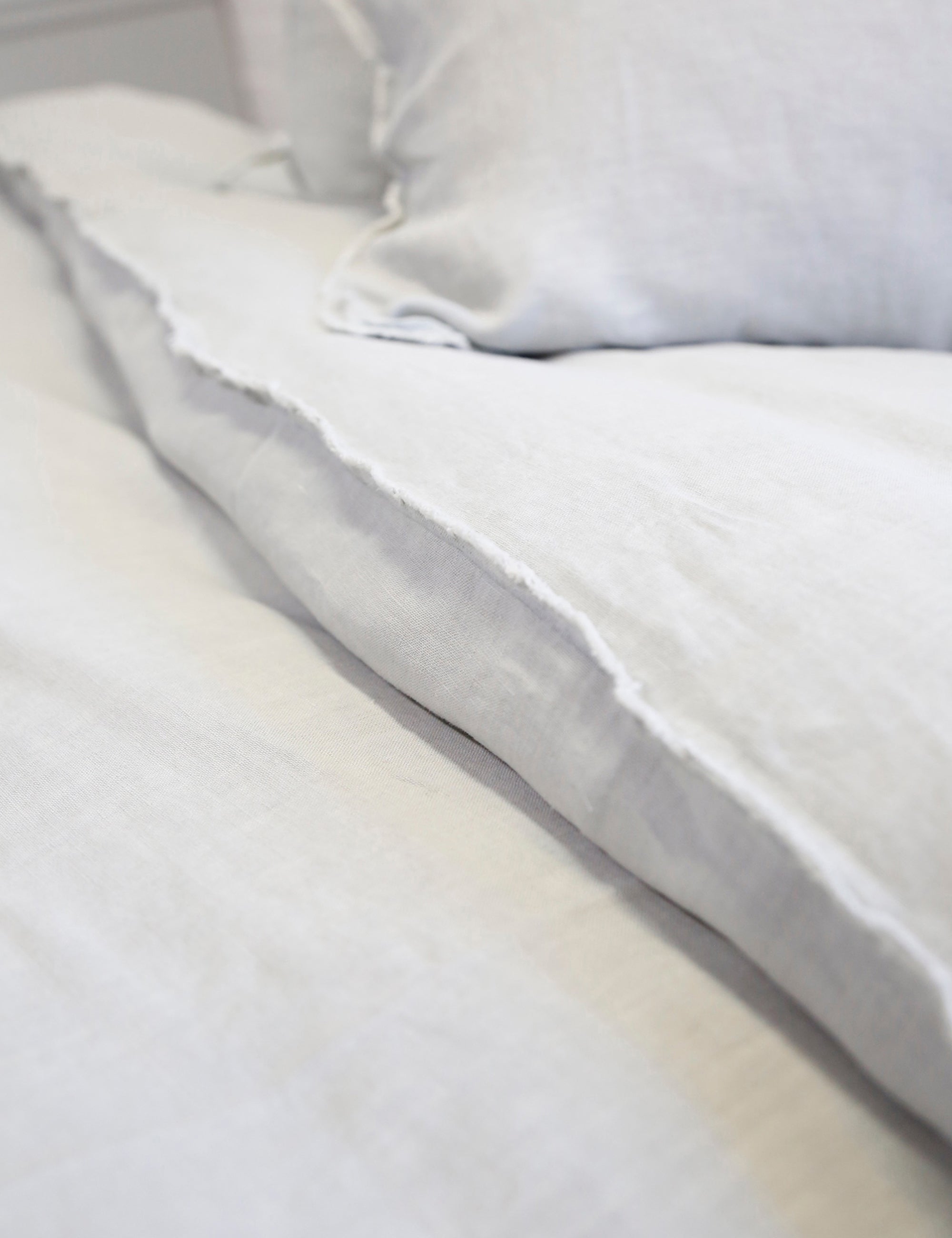 Premium Blair Stonewashed Linen Duvet Cover Set - Breathable & Soft 100% French Flax Linen Bedding - Perfect for Cozy Bedrooms, Guest Rooms & Vacation Homes
