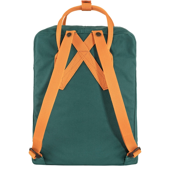 Fjallraven Classic Kanken Backpack - Durable Laptop Backpack for School & Travel, Water-Resistant Forest Green Daypack for Men & Women | Perfect for Hiking, Commuting & College Campus Use