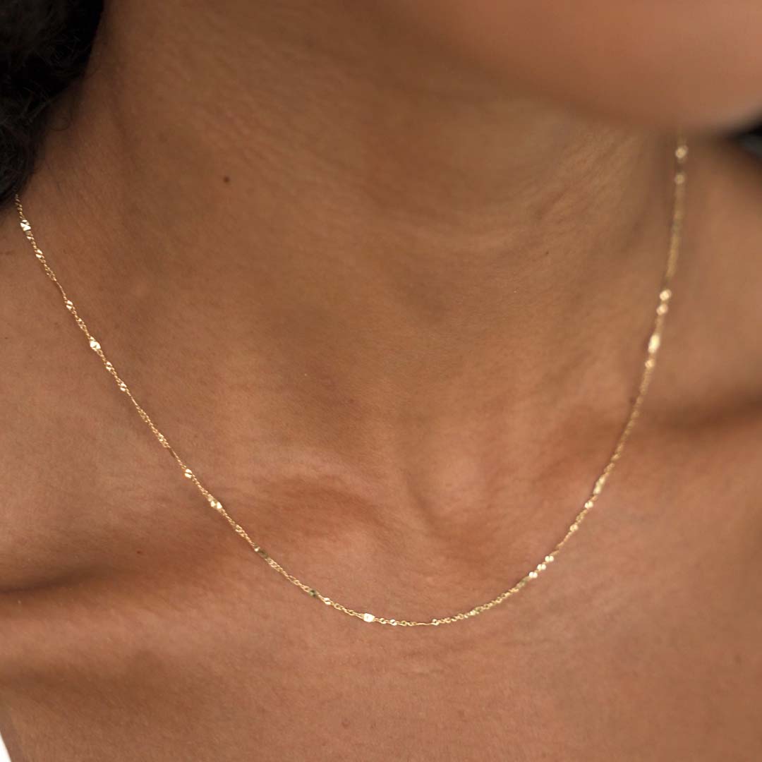 14K Gold Shimmer Chain Necklace for Women - Elegant Layering Jewelry for Daily Wear, Party & Special Occasions