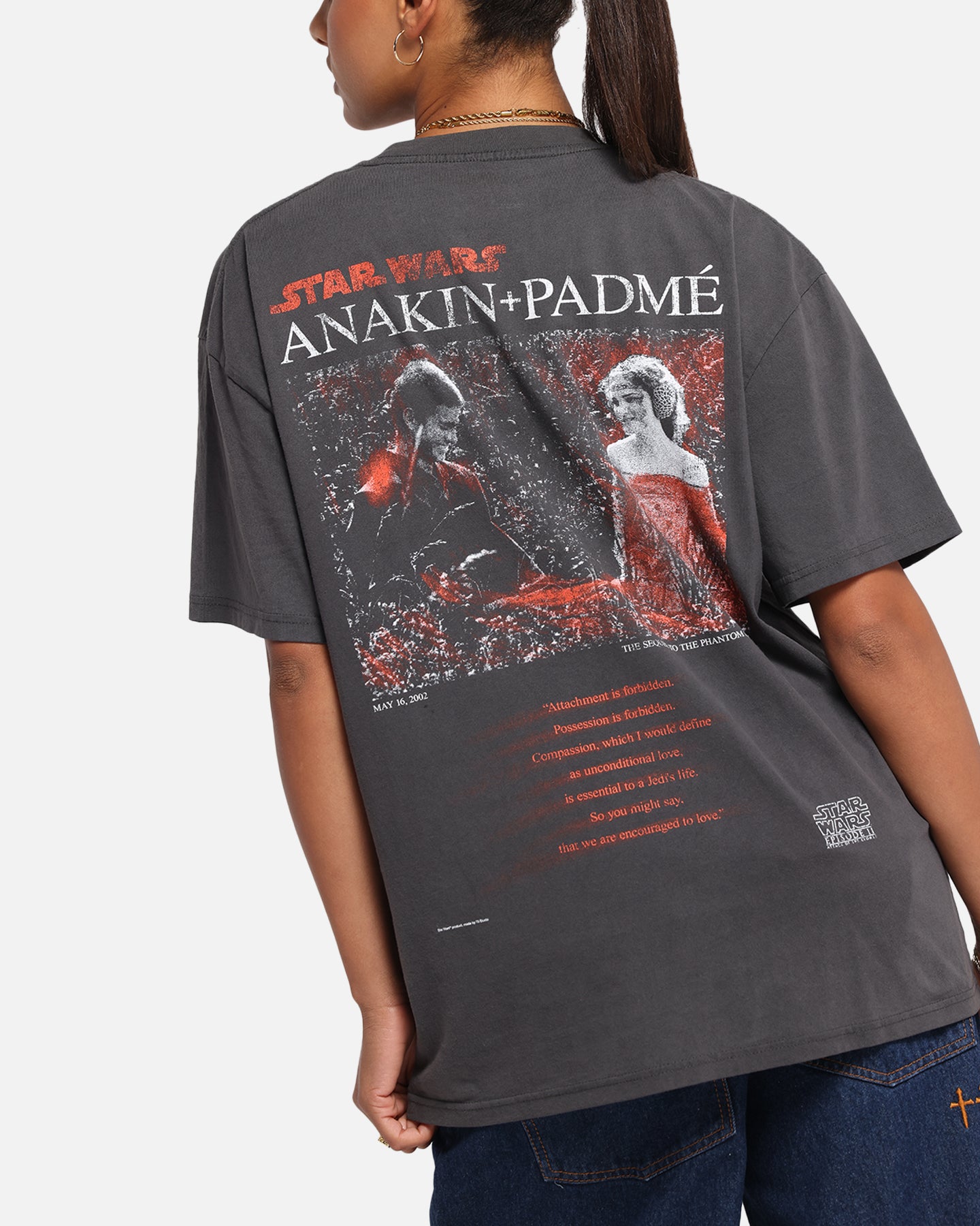 **Star Wars Anakin and Padme Vintage T-Shirt - Black Wash - Retro Graphic Tee for Fans - Perfect for Cosplay, Gifts, and Casual Wear**