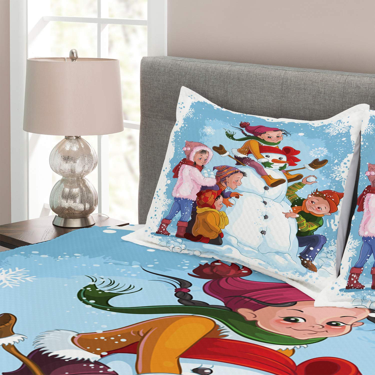 Ambesonne Snowman Bedspread Set - King Size 3-Piece Quilted Coverlet with 2 Pillow Shams | Cartoon Winter Snow Scene Design | Holiday Home Decor for Christmas Bedroom & Guest Room