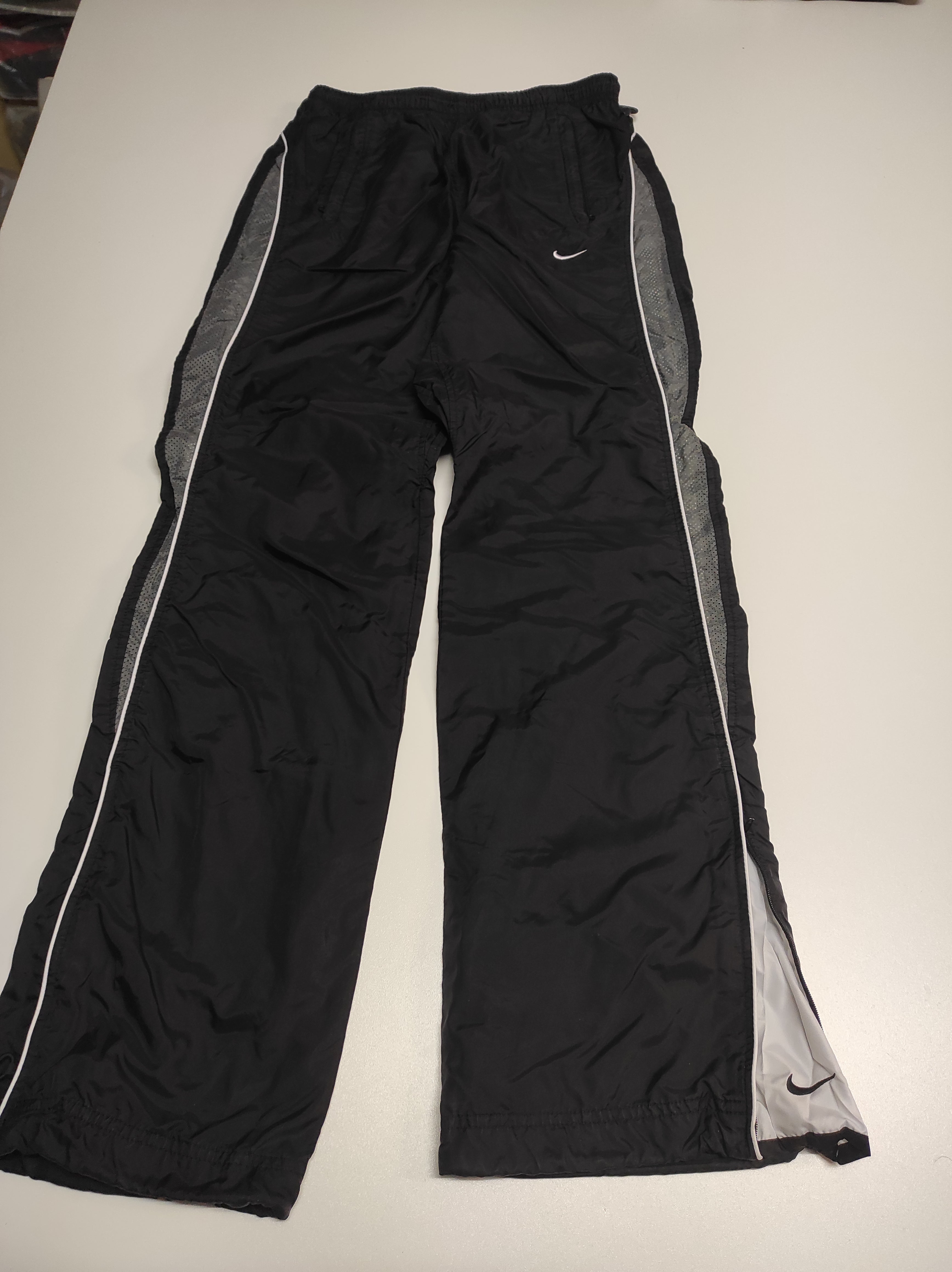 Vintage Nike Track Pants - Baggy Nylon Joggers with Water-Resistant Jacket Material #1144 | Perfect for Casual Wear, Street Style & Outdoor Activities