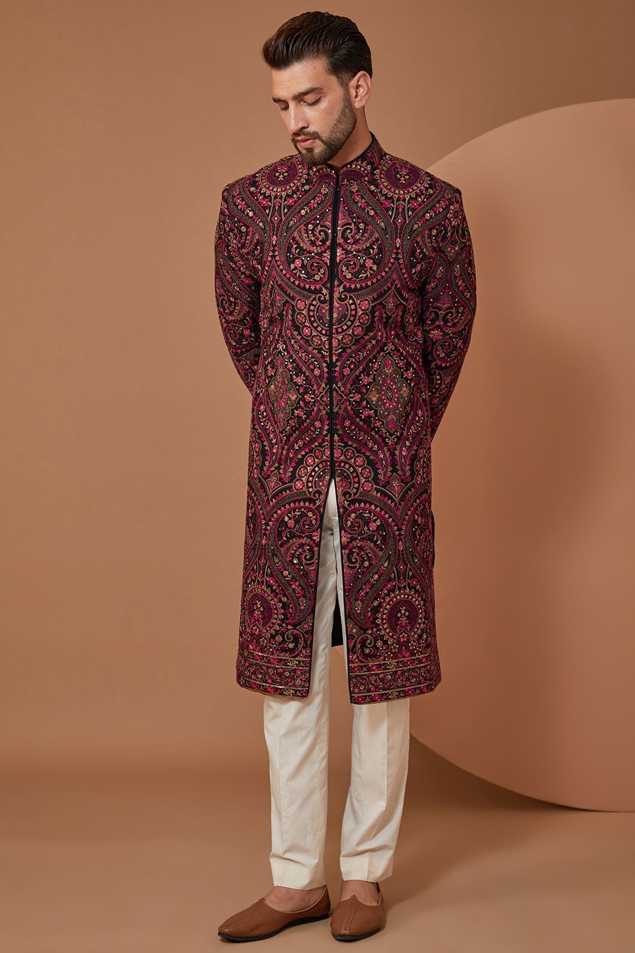 Exquisite Kashmiri Embroidered Sherwani for Men - Traditional Indian Wedding Attire & Festive Occasions