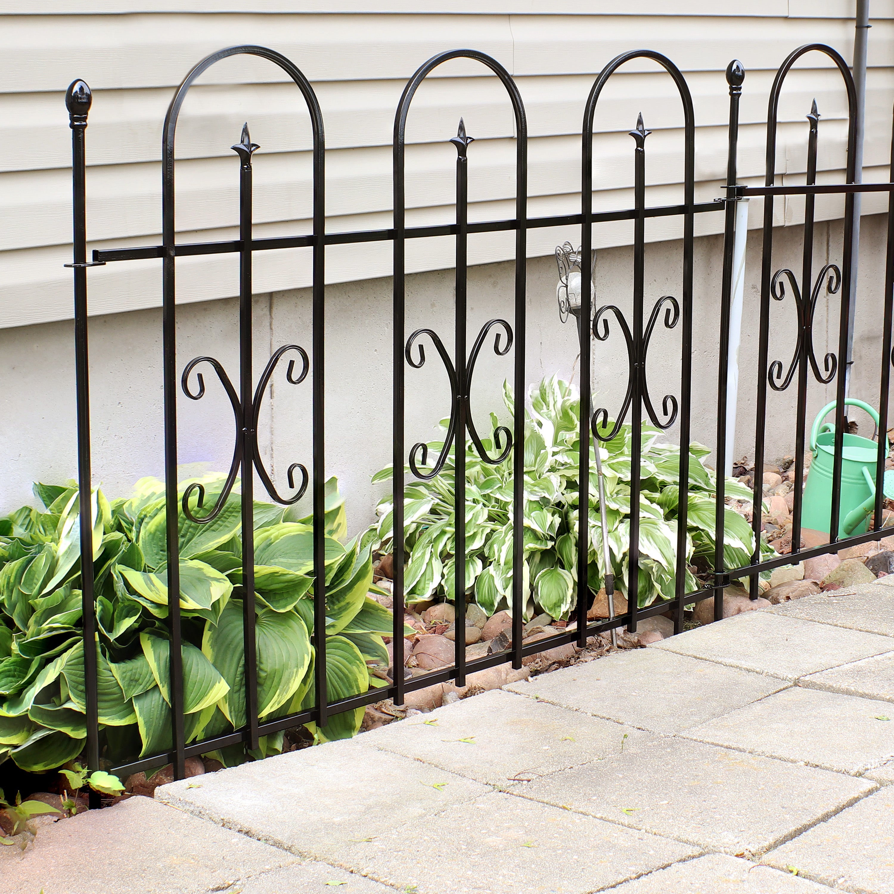 Sunnydaze 2-Piece Decorative Finial Border Fence - 8' Overall Length - Elegant Garden Edging for Flower Beds, Pathways & Outdoor Decor