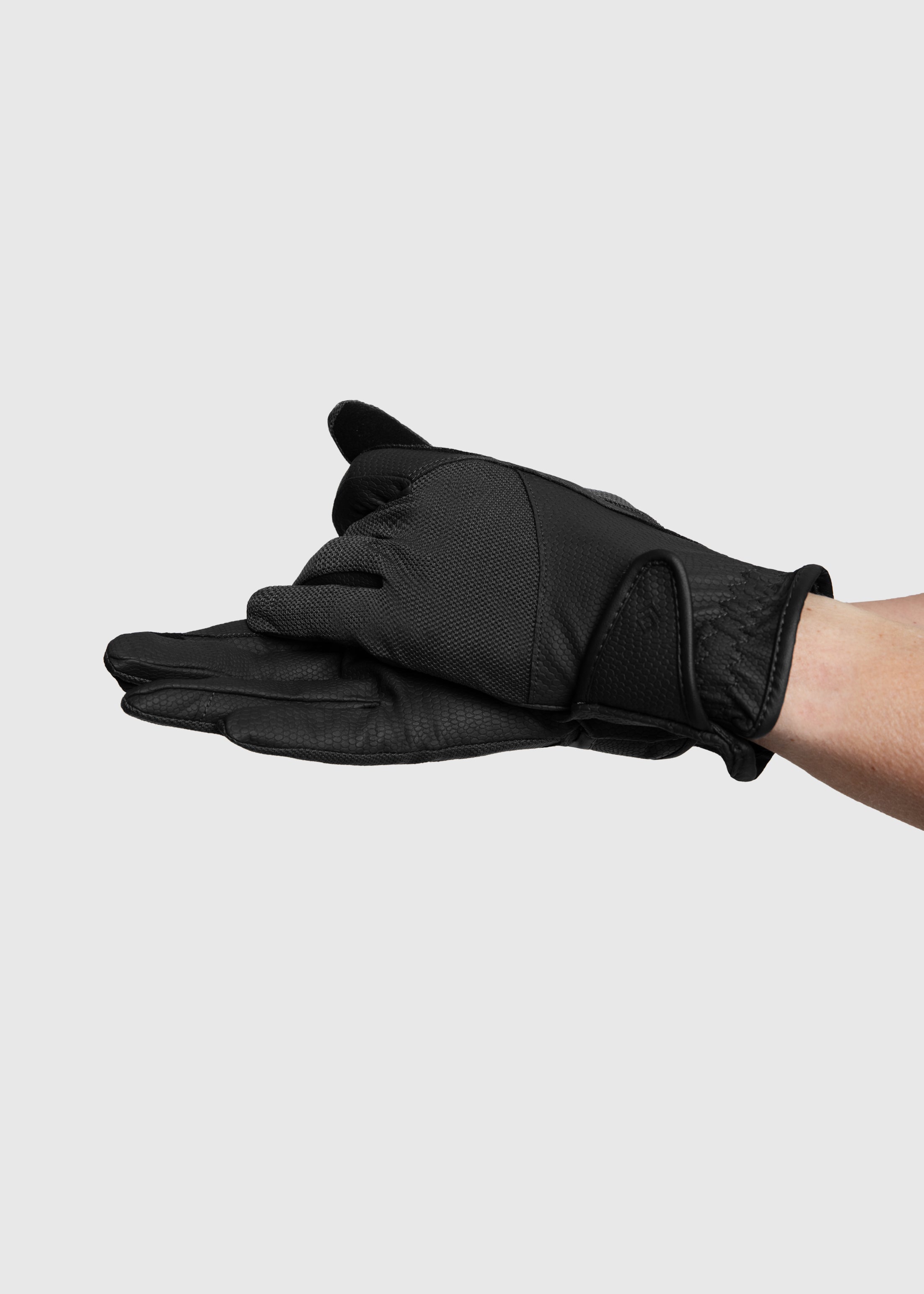 Premium Black Essential Gloves - Comfortable & Durable for Work, Outdoor, and Daily Use - Ideal for Driving, Gardening, and Cold Weather Protection