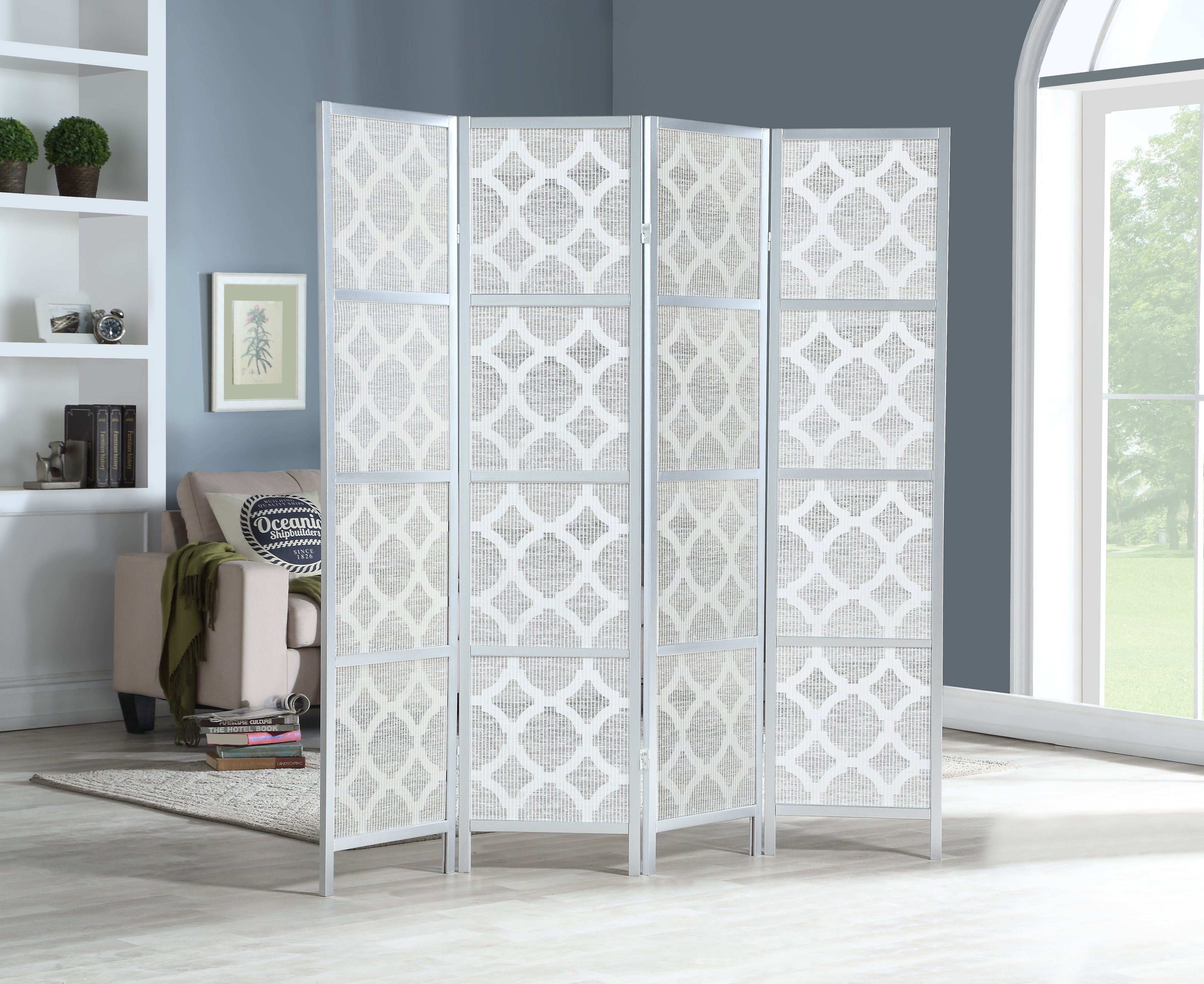 Roundhill Furniture Quarterfoil Diamond Design 4-Panel Room Divider Screen - Silver | Modern Privacy Partition for Home, Office & Studio Decor