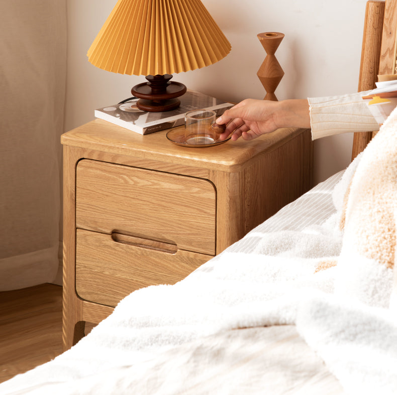 Solid Oak Wood Nightstand - Sturdy Bedside Table with Drawer for Bedroom, Living Room, or Guest Room - Perfect for Storage and Decor
