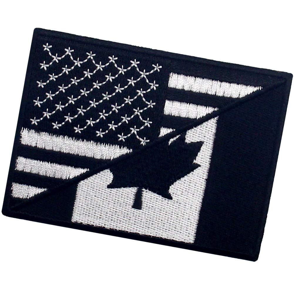 USA American Flag Patch Embroidered Applique - Iron On or Sew On Emblem for Jackets, Bags & Hats - White & Black Patriotic Decoration for Veterans Day, Independence Day & Military Events