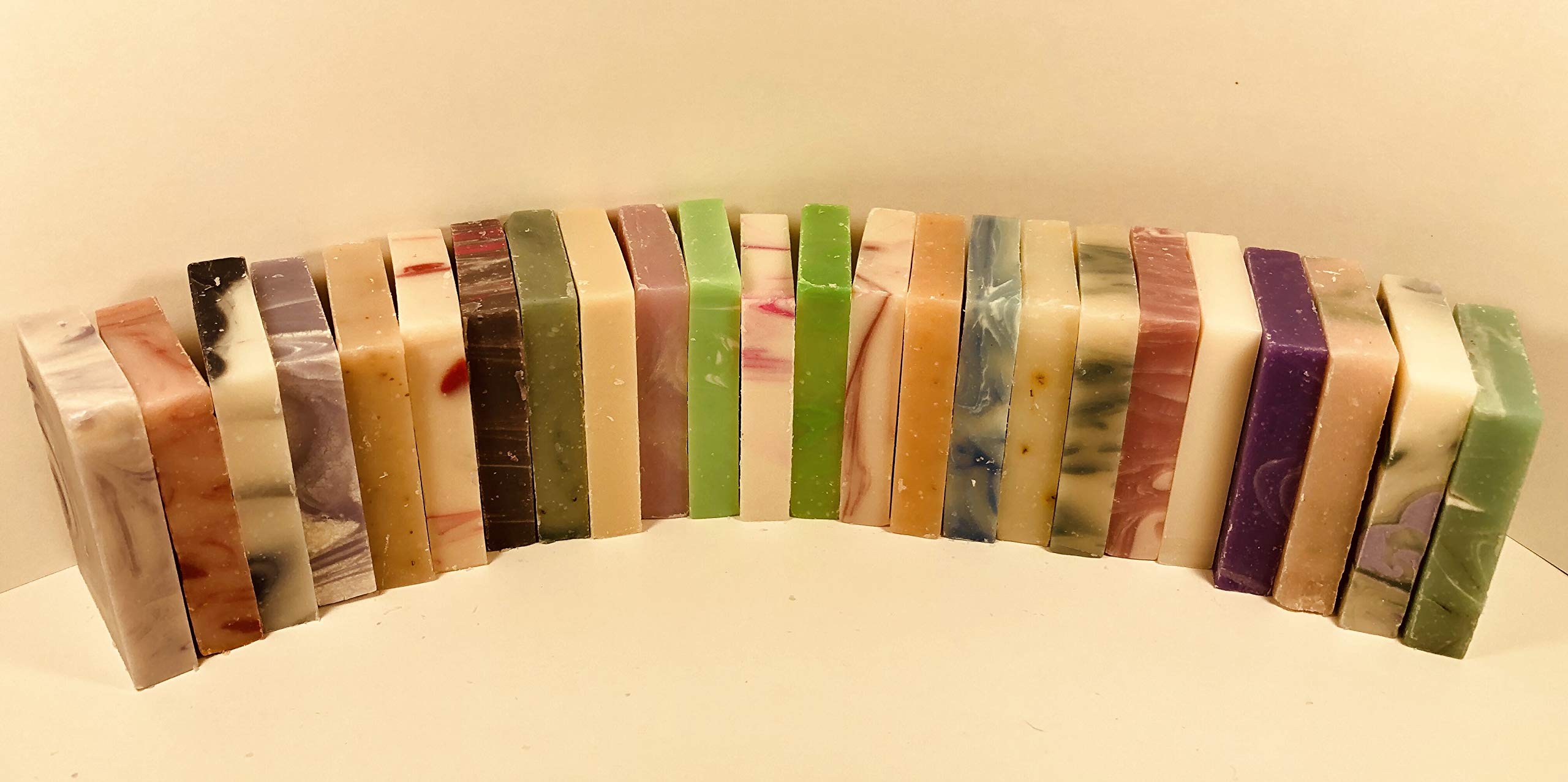 100 Pack Mini Soap Bars - Travel Size Guest Soap for Hotels, Weddings, Baby Showers & Party Favors - Bulk Bath Soap for Gifts, Guest Bathrooms & Travel Essentials
