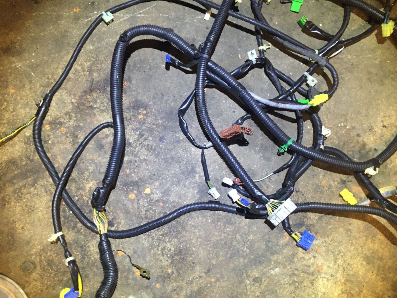 2002-2006 Honda CR-V CRV Interior Wiring Harness OEM Replacement - Perfect for Car Audio & Electrical Upgrades