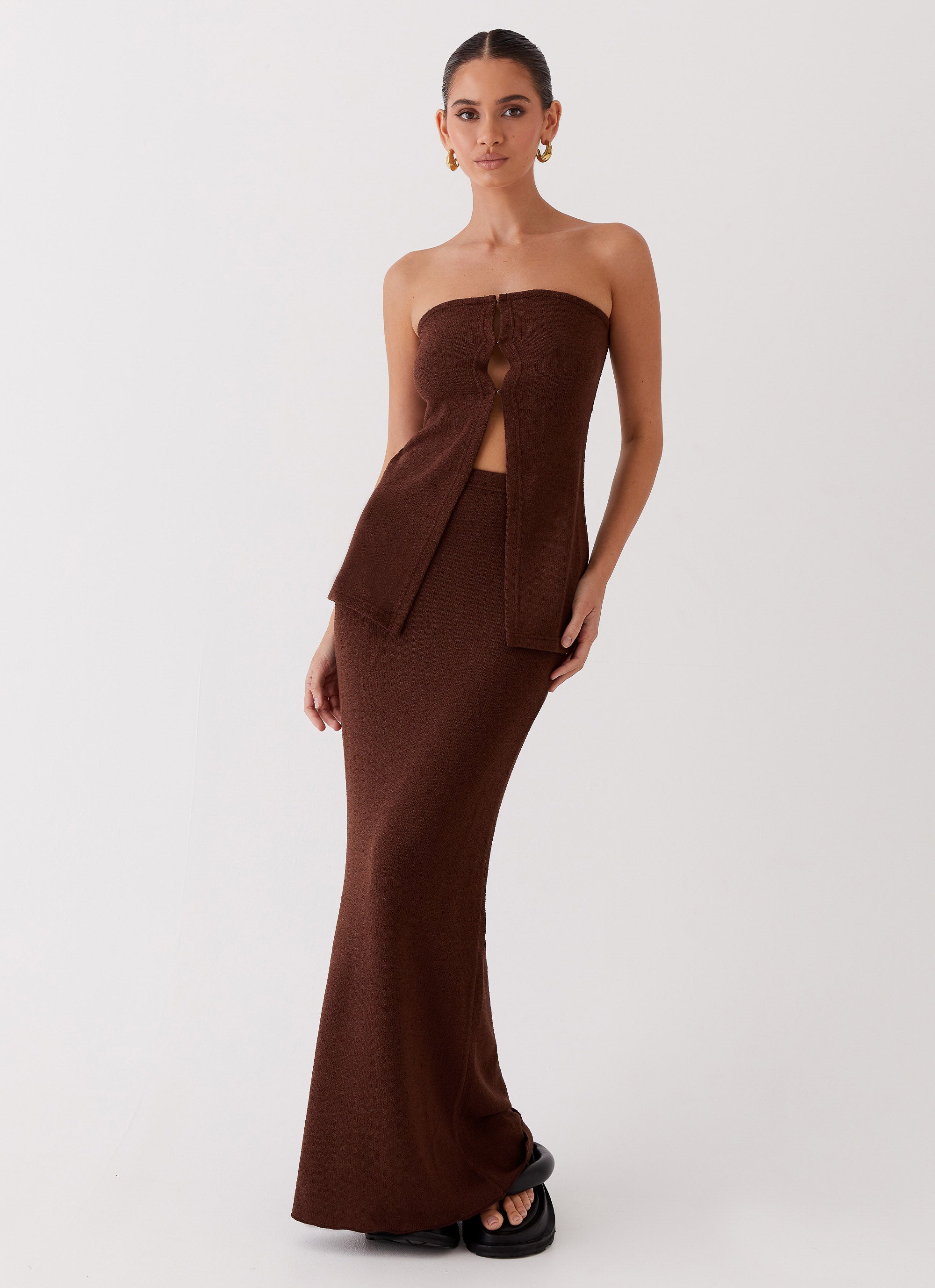 Elegant Women's Knit Sweater Top in Chocolate Brown - Perfect for Casual Outings, Office Wear & Fall Layering