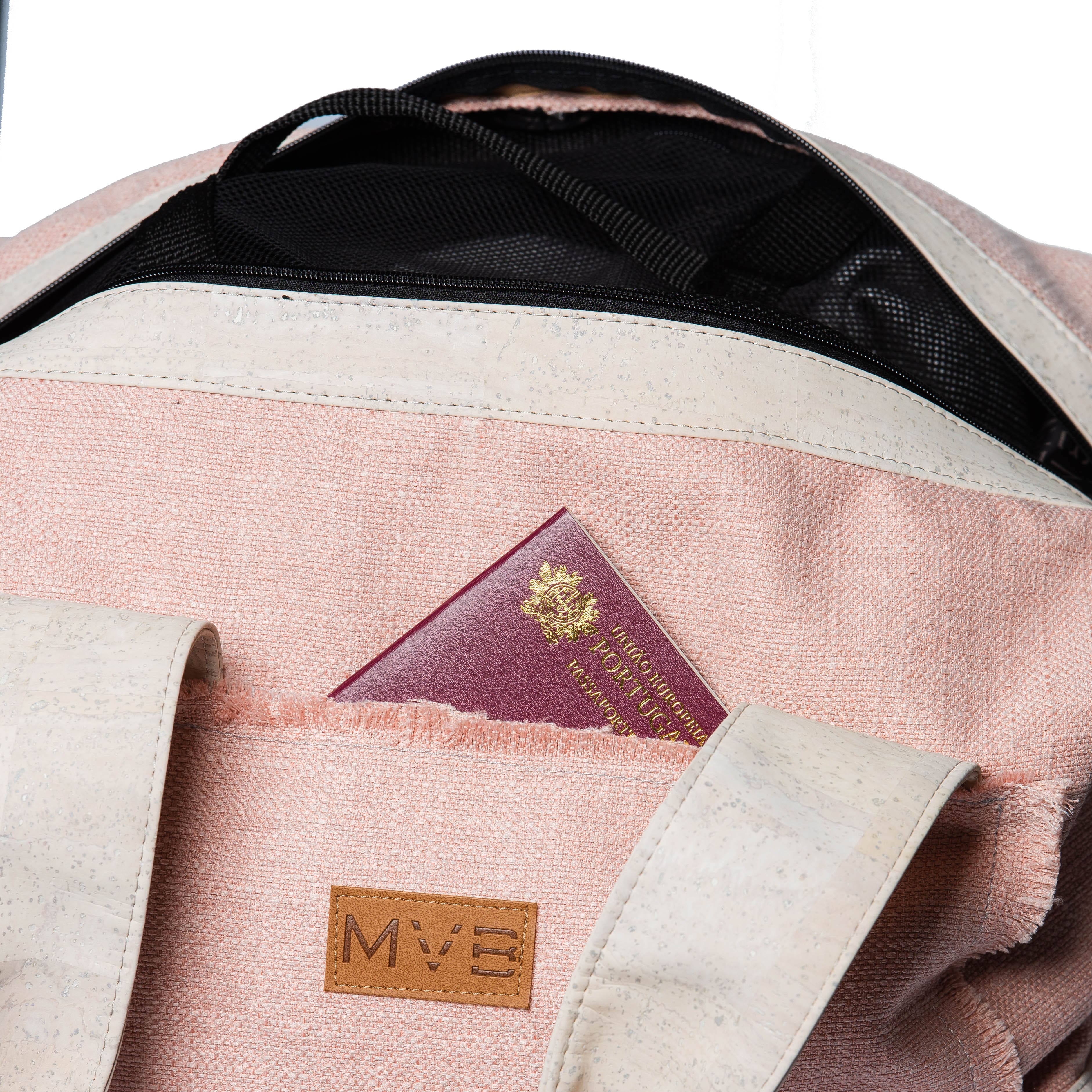 Women's Summer Cork Handbag - Soft Pink Crossbody Bag for Weekend Outings, Beach Trips & Casual Fashion | Lightweight & Stylish