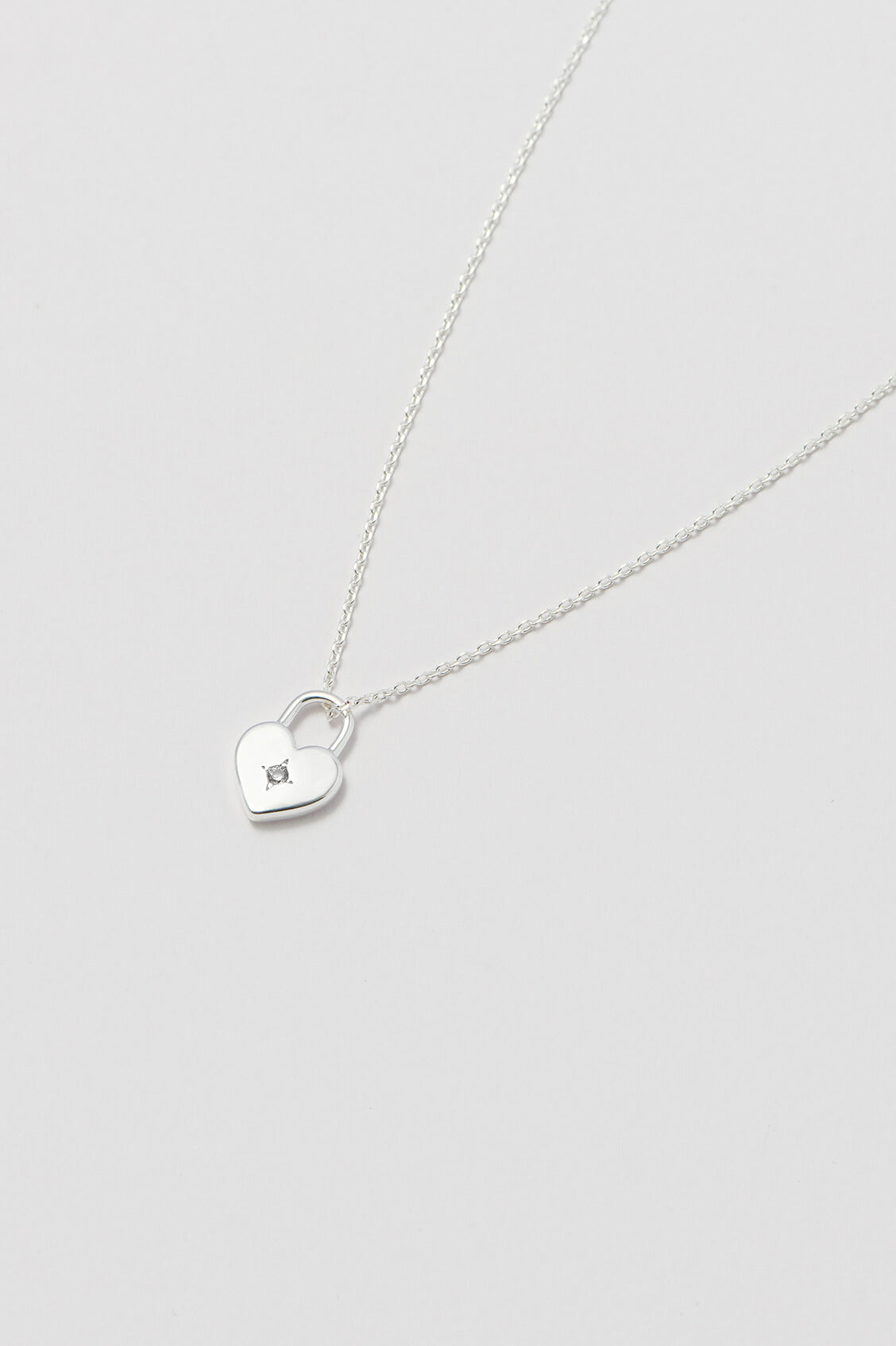 Heart Padlock Necklace - Romantic Love Lock Pendant for Couples, Best Gift for Valentine's Day, Anniversary & Wedding - Perfect for Date Night, Proposal & Special Occasions
