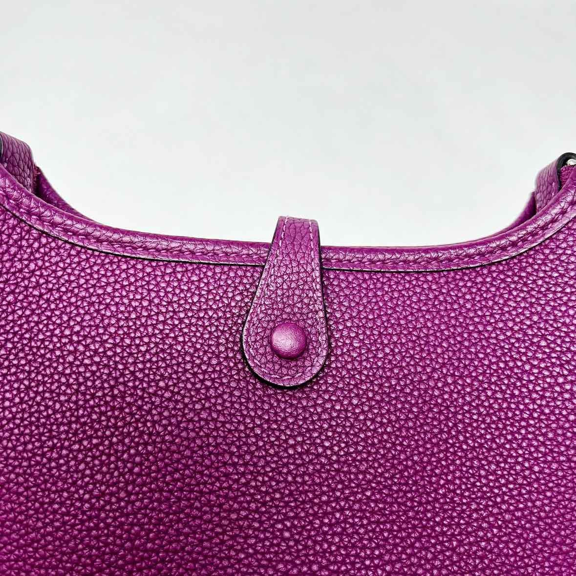 Authentic Hermes Evelyne TPM 16 Bag in Taurillon Clemence Leather - Perfect for Everyday Use, Work & Travel