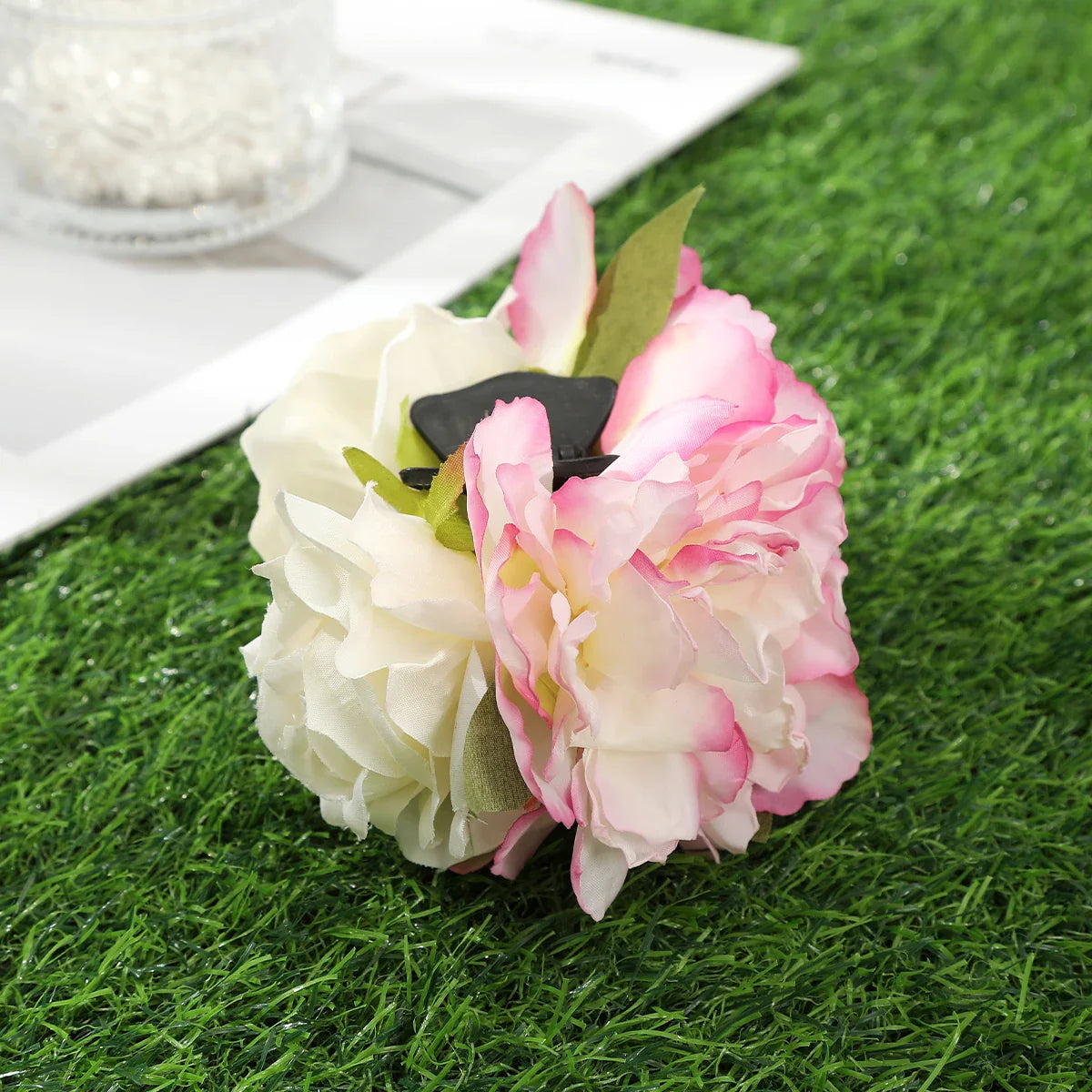 Haimeikang Large Flower Hair Clips for Women - Thick Hair Barrettes, Crab Claw Hairpins, Summer Fashion Hair Accessories for Weddings, Parties, and Everyday Wear