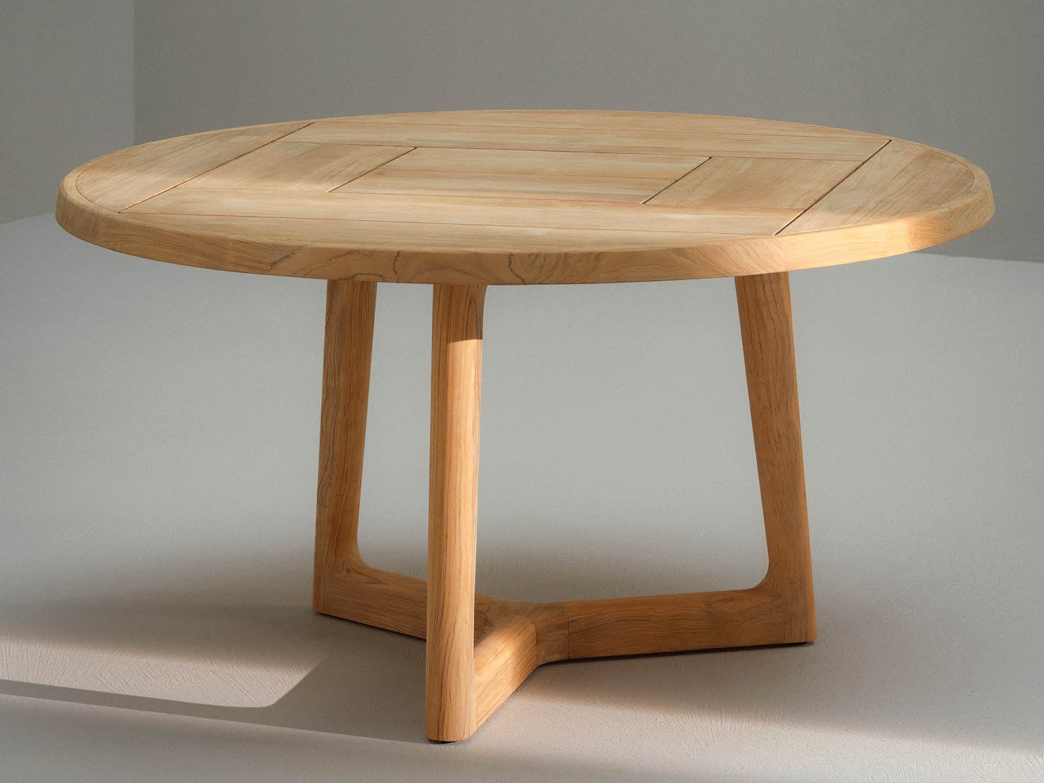 Round Dining Table for 6 - 48 Inch Fairmount Solid Wood Kitchen Table - Perfect for Family Meals, Dinner Parties & Small Spaces