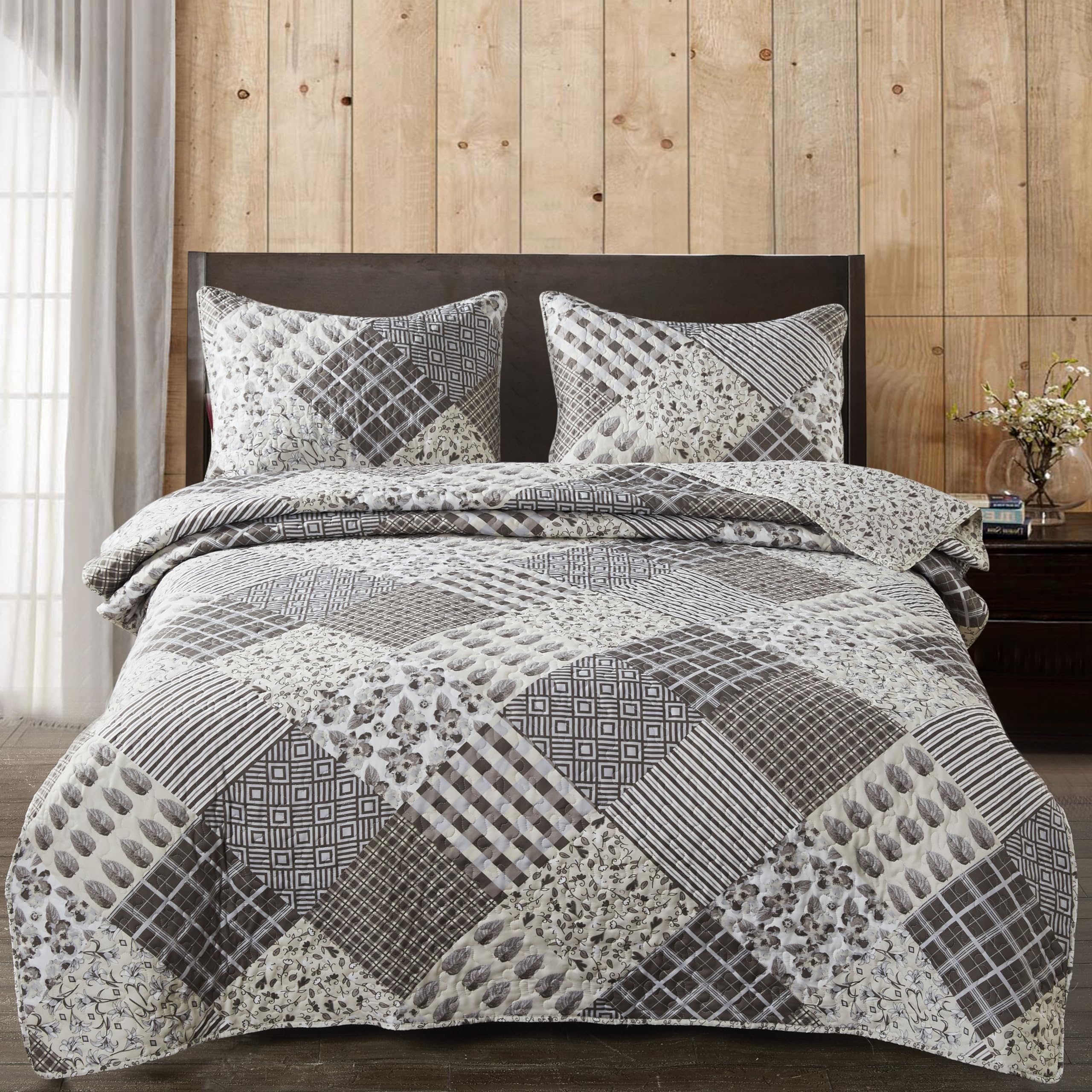 Virah Bella Reversible Quilt Bedding Set - Full/Queen Size Lightweight Printed Quilt with 2 Pillow Shams | Phyllis Dobbs Charming Grays Contemporary Design | Cozy & Stylish Bedroom Decor for Modern Homes