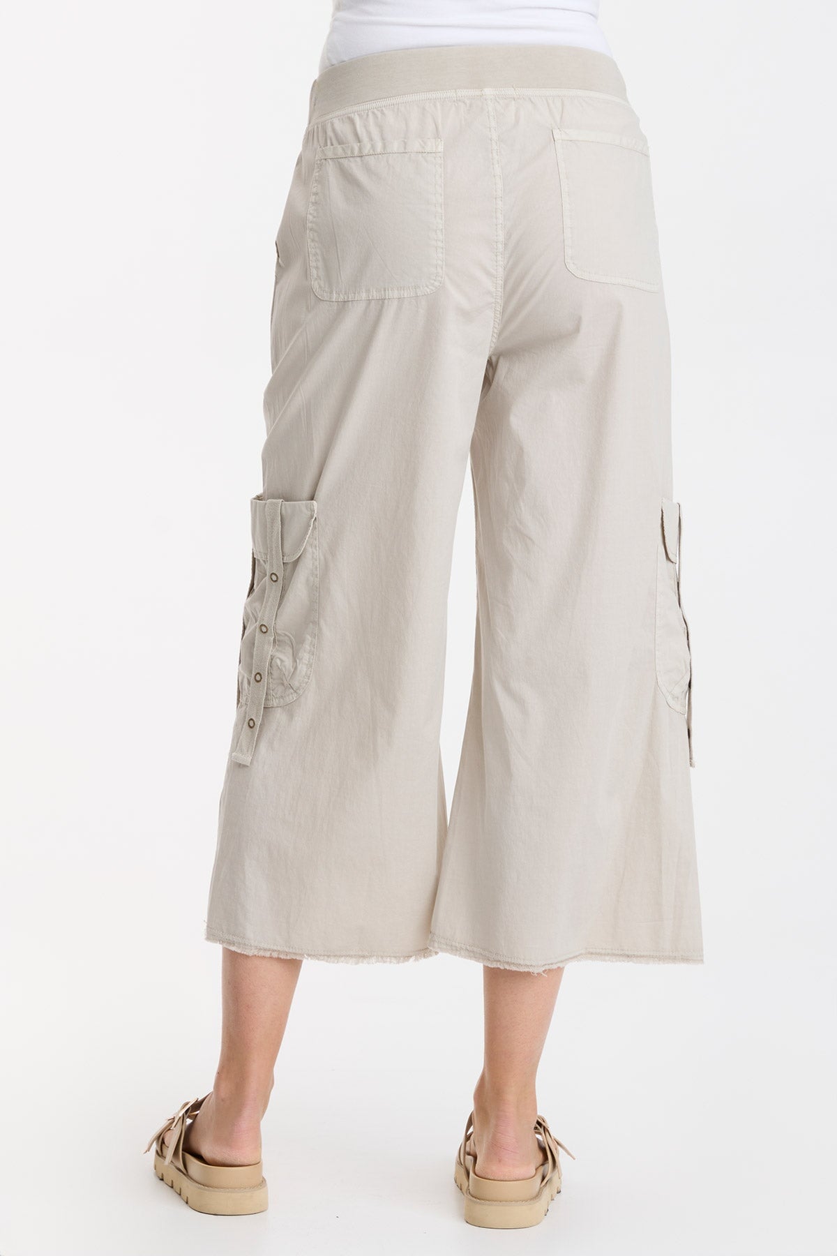Femke Brio Poplin Cargo Crop Pants - Women's High Waisted Casual Short Pants with Pockets | Perfect for Summer Outfits, Streetwear & Travel